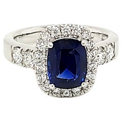 Bague de fiançailles en saphir bleu royal certifié GRS de 2,97 carats et diamants