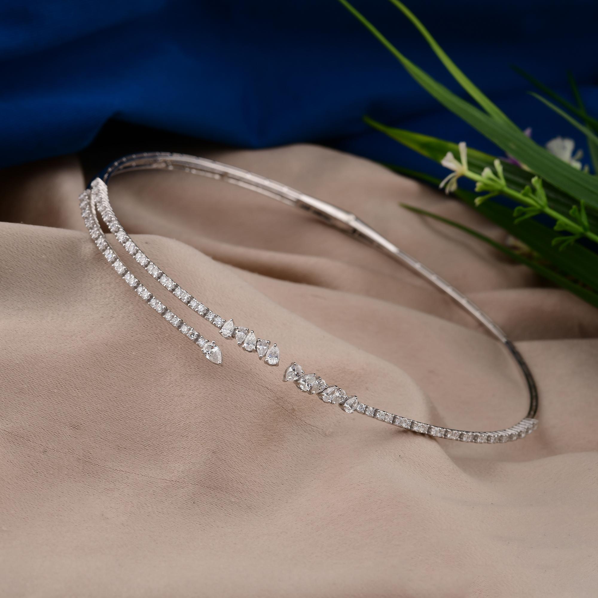 2.97 Carat SI/H Pear Round Diamond Choker Necklace 18 Karat White Gold Jewelry In New Condition For Sale In Diera, Dubai