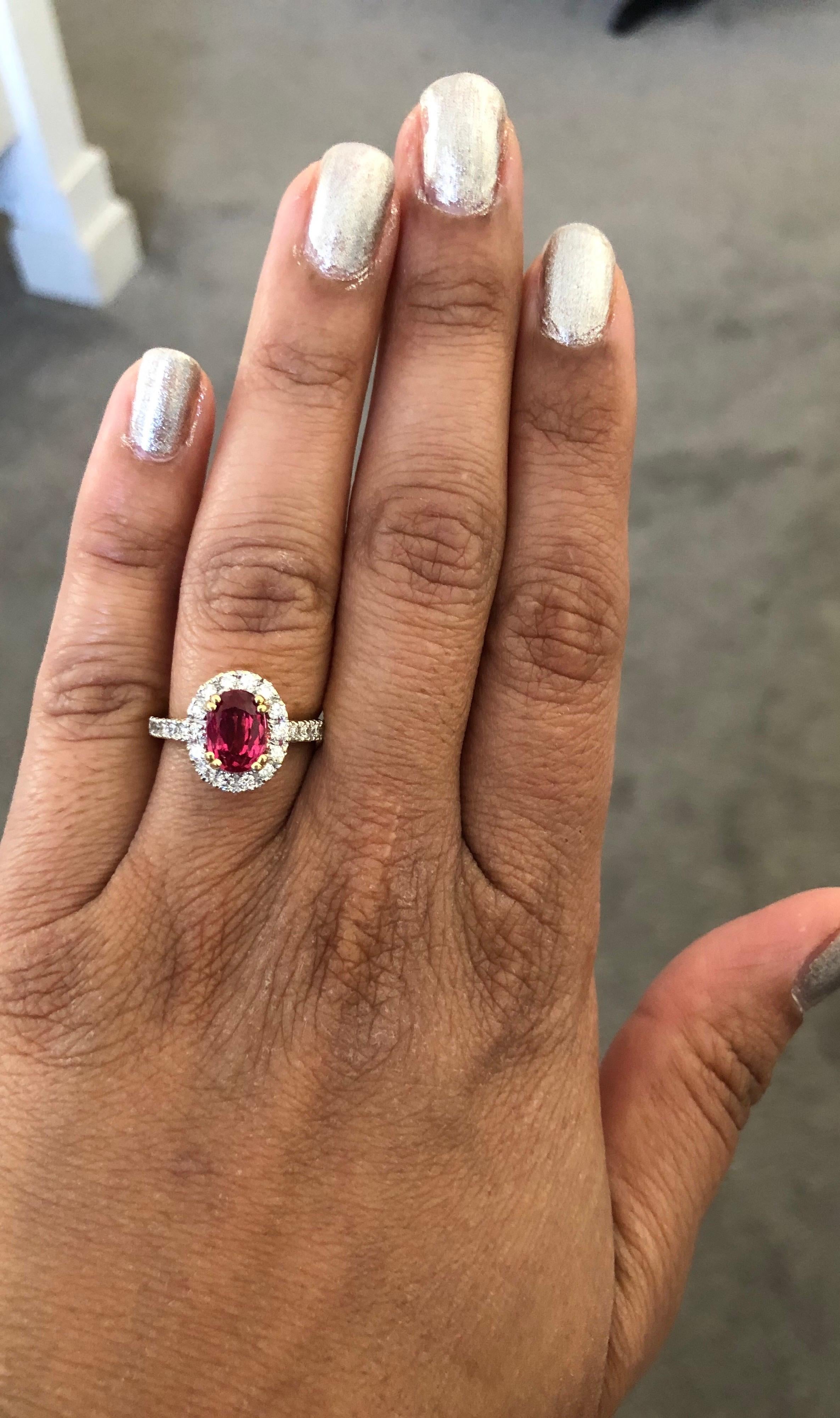 Oval Cut 2.97 Carat Spinel Diamond 18 Karat Yellow Gold Engagement Ring For Sale