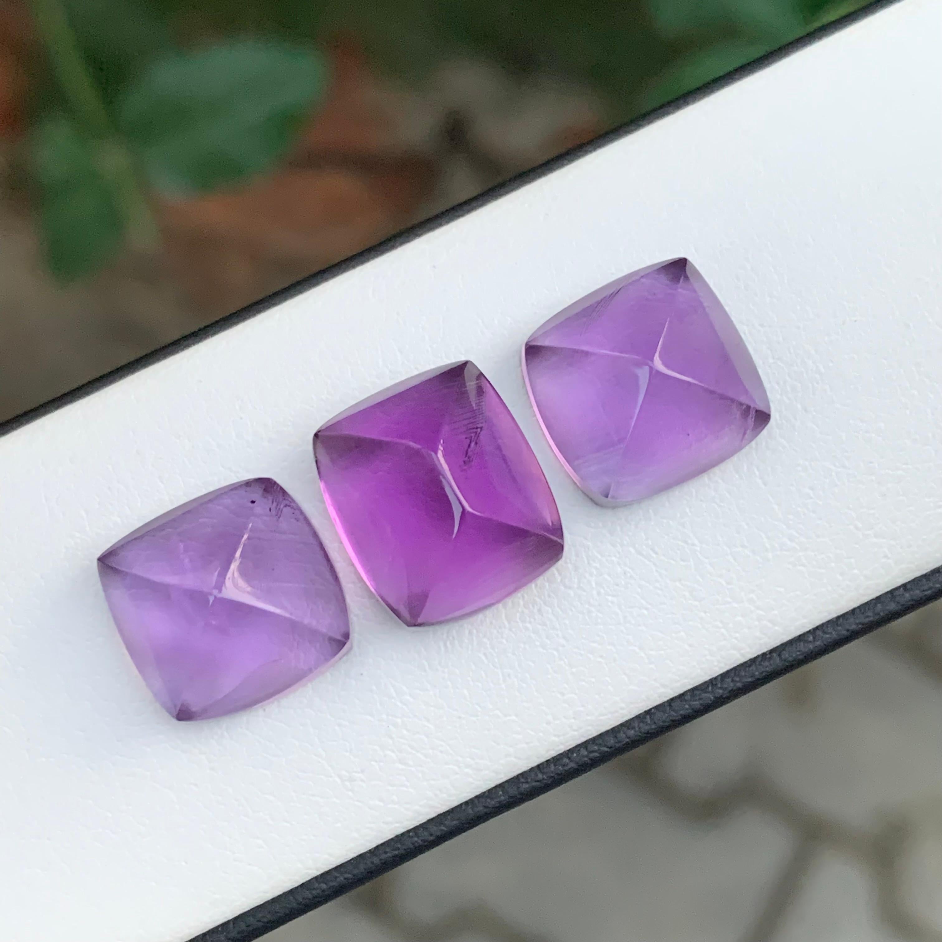 Sugarloaf Cabochon 29.70 Carat Natural Loose Sugarloaf Amethyst Cabochons For Jewellery For Sale