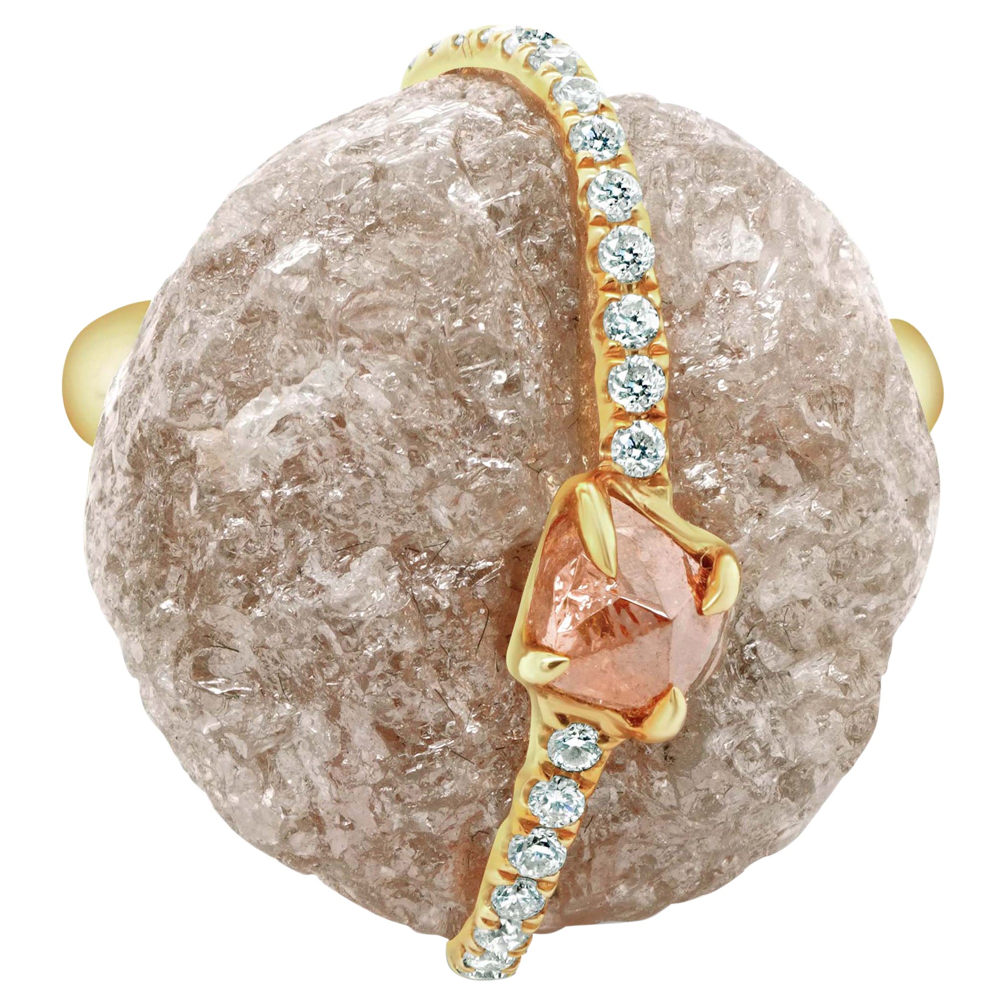 29,76 Karat 
Asteroid
 Rohdiamantring mit 0,45 Karat orangefarbenem Diamantbesatz