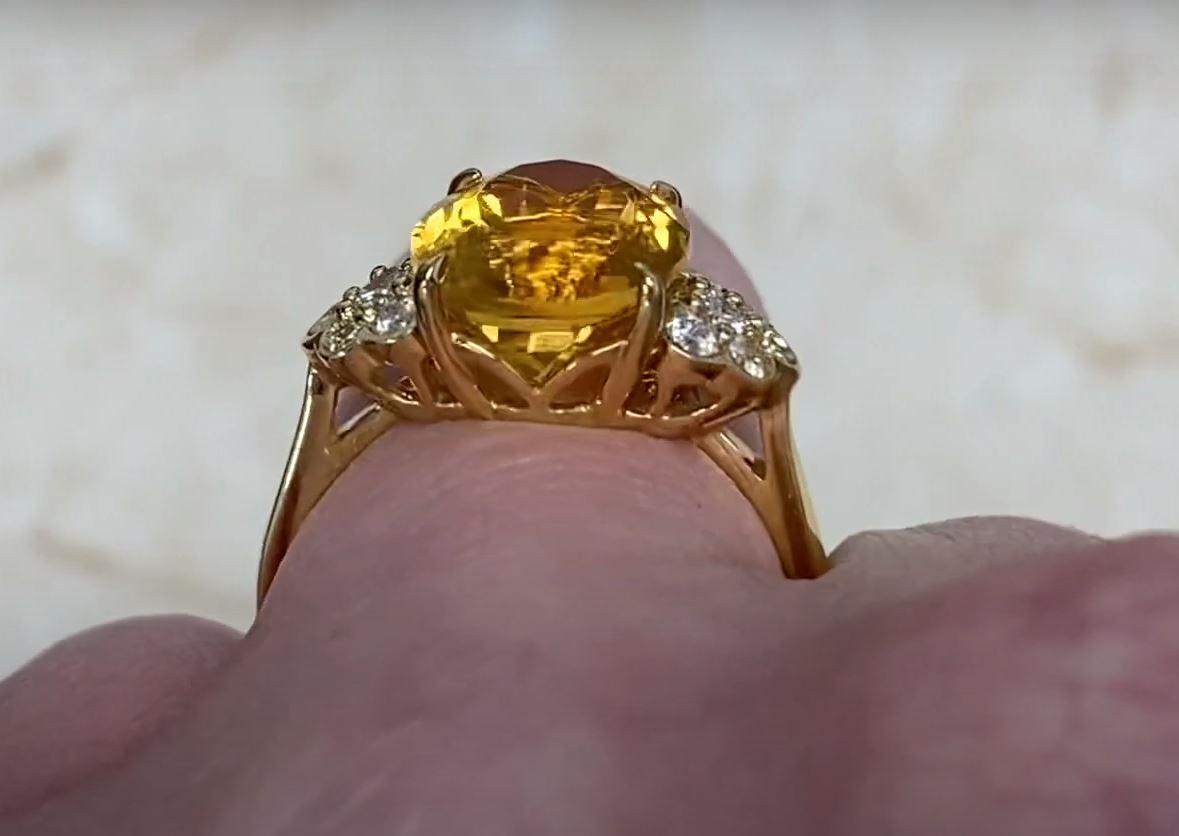 2.97ct Oval Cut Natural Citrine Cocktail Ring, 18k Yellow Gold  For Sale 2