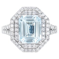 2.98 Carat Aquamarine Elegant Ring in 18 Karat White Gold with White Diamond