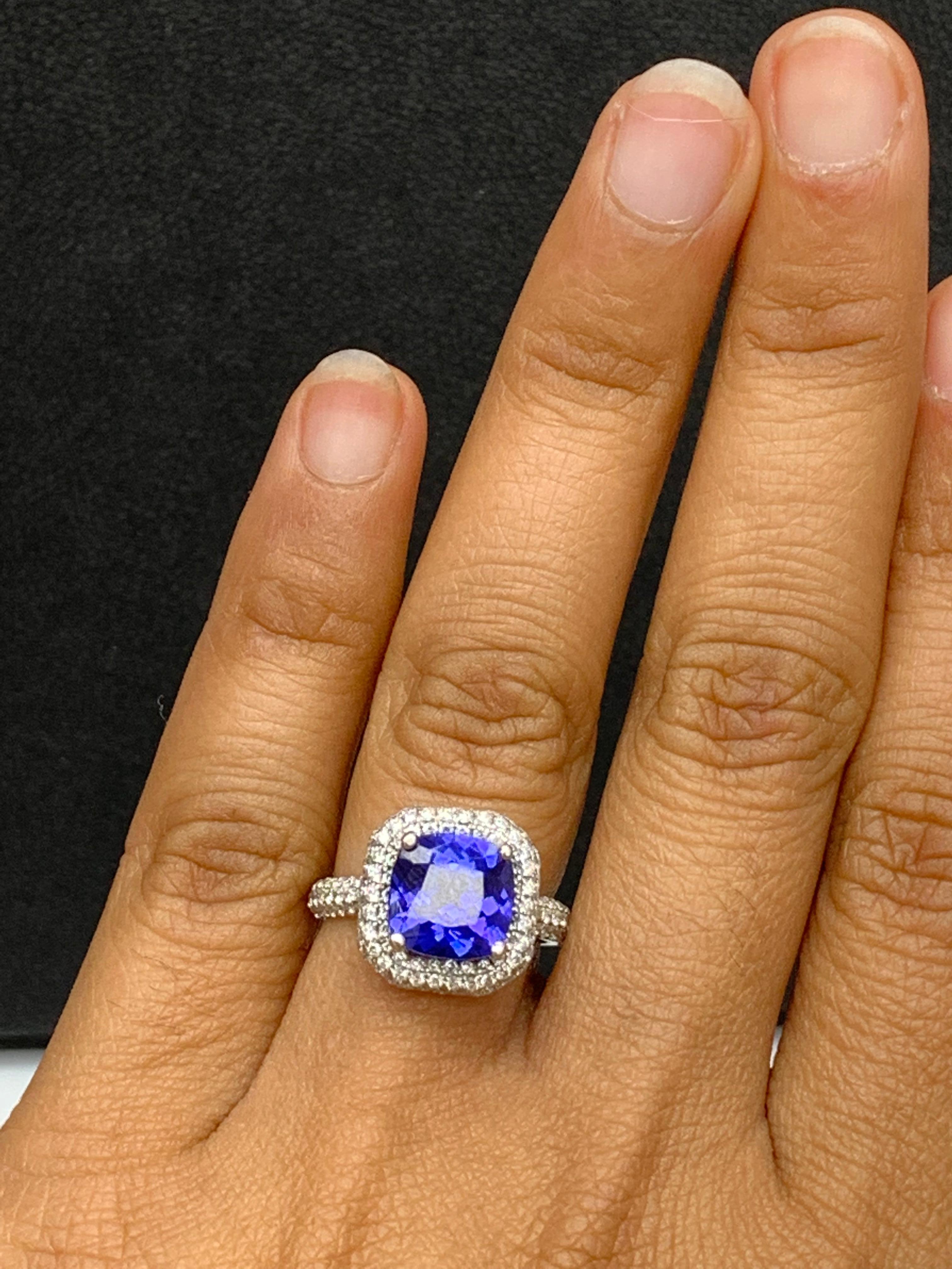 2.98 Carat Cushion Shape Tanzanite and Diamond 18K White Gold Cocktail Ring For Sale 11