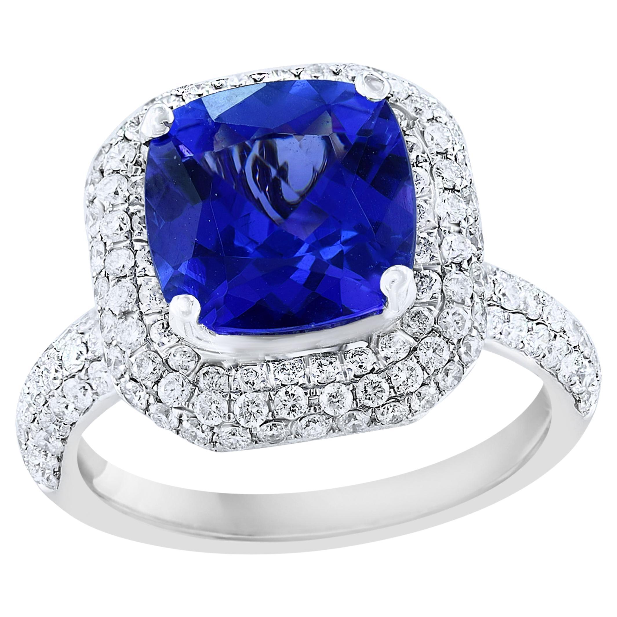 Bague cocktail en or blanc 18 carats avec tanzanite de forme coussin de 2,98 carats et diamants