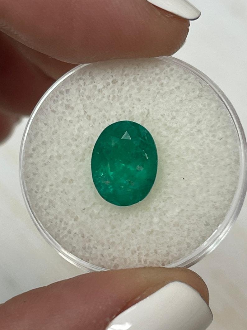 Modern 2.98 Carat Intense Dark Green Colombian Emerald Oval Cut - May Birthstone Gem For Sale