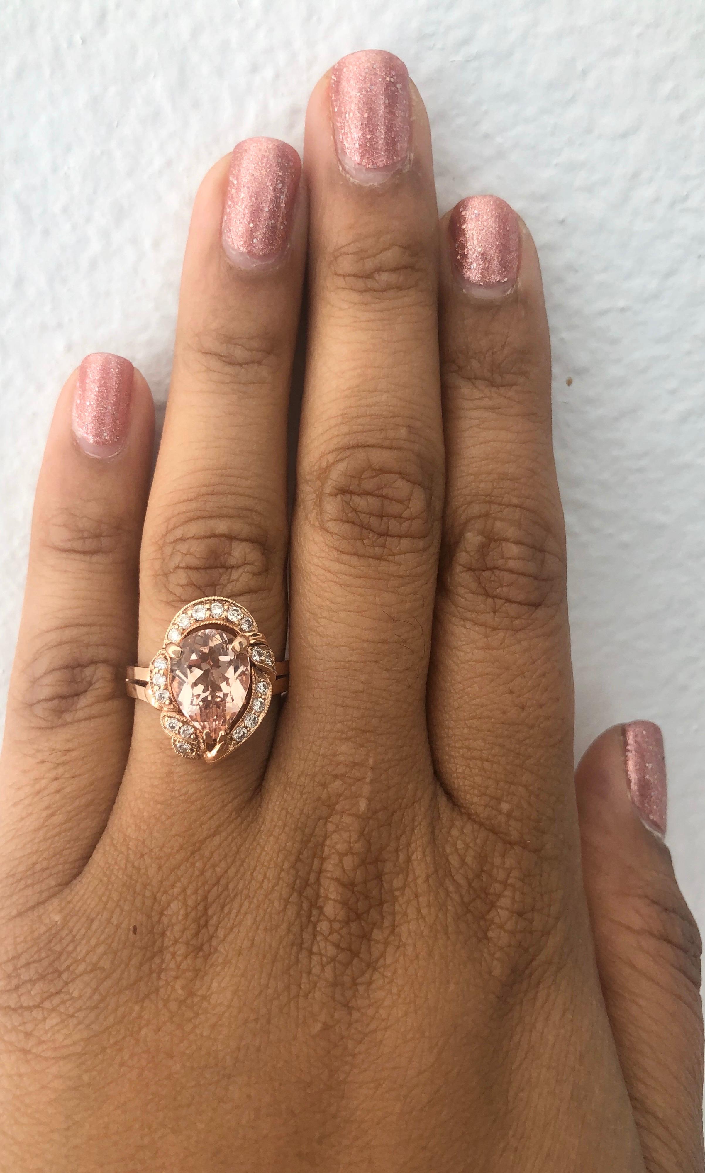2.98 Carat Morganite Diamond 14 Karat Rose Gold Cocktail Ring In New Condition For Sale In Los Angeles, CA