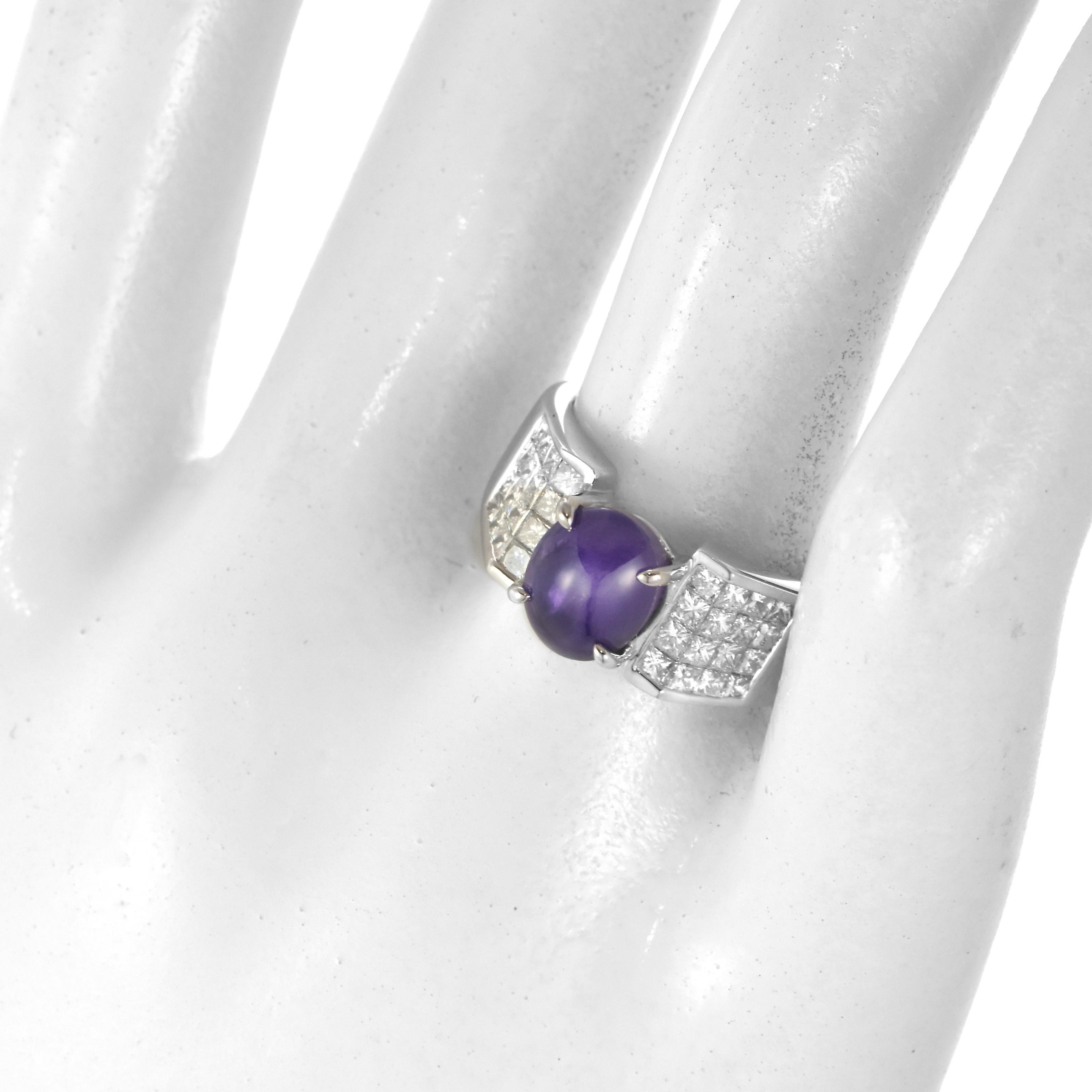 2.98 Carat Natural Purple Star Sapphire and Diamond Ring Made in Platinum For Sale 1