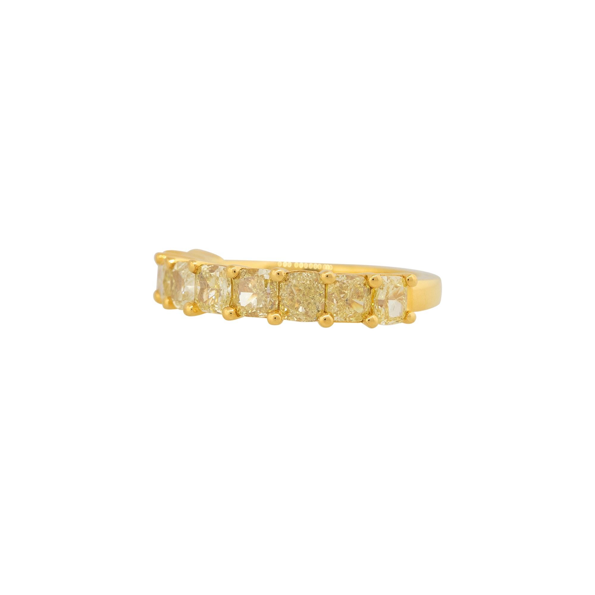 Modern 2.98 Carat Natural Yellow Diamond Cushion Cut Band 18 Karat In Stock For Sale