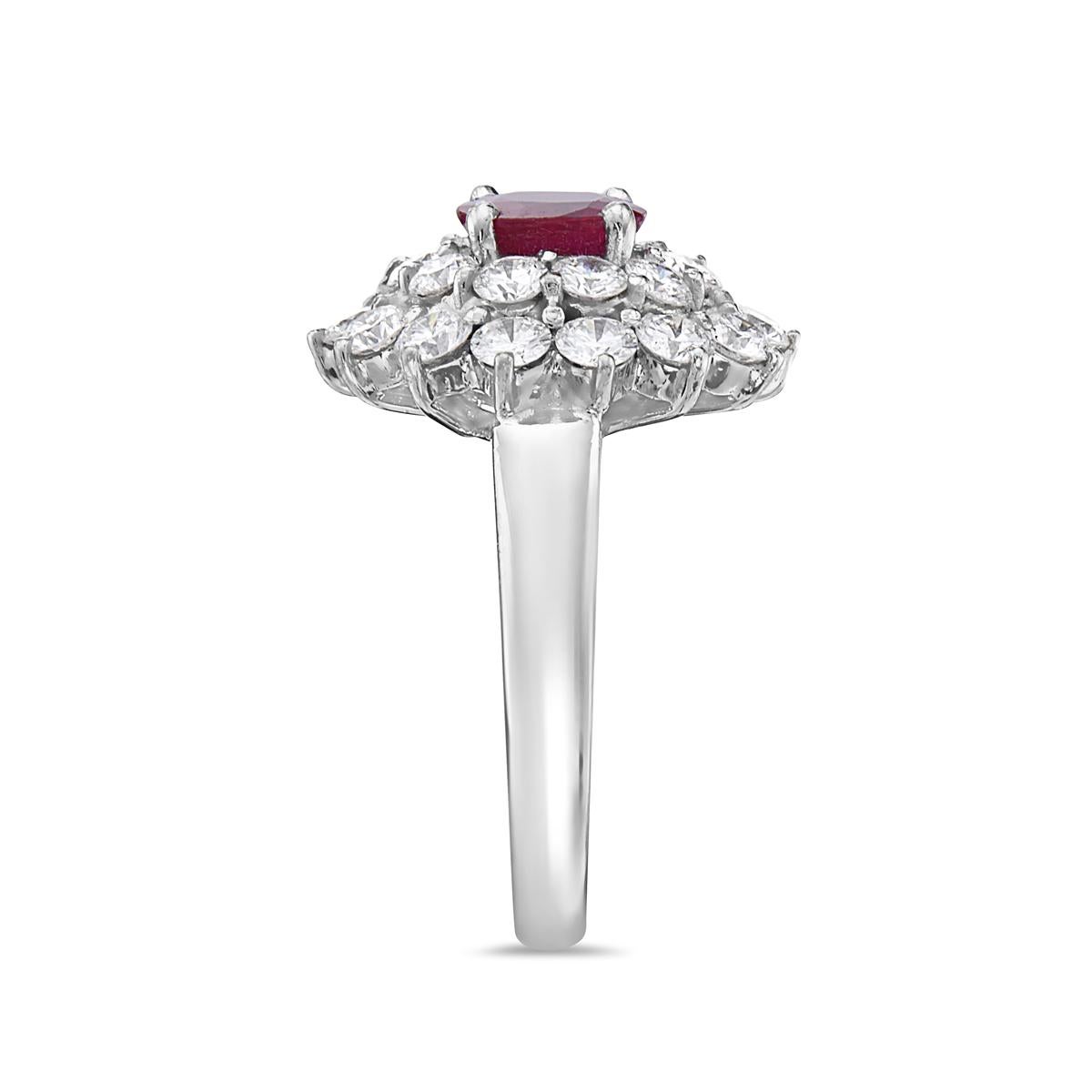 Round Cut 2.98 Carat Ruby and Diamond Cocktail Ring For Sale