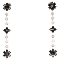 Boucles d'oreilles pendantes en or blanc 14 carats et diamant noir 2,99 carats