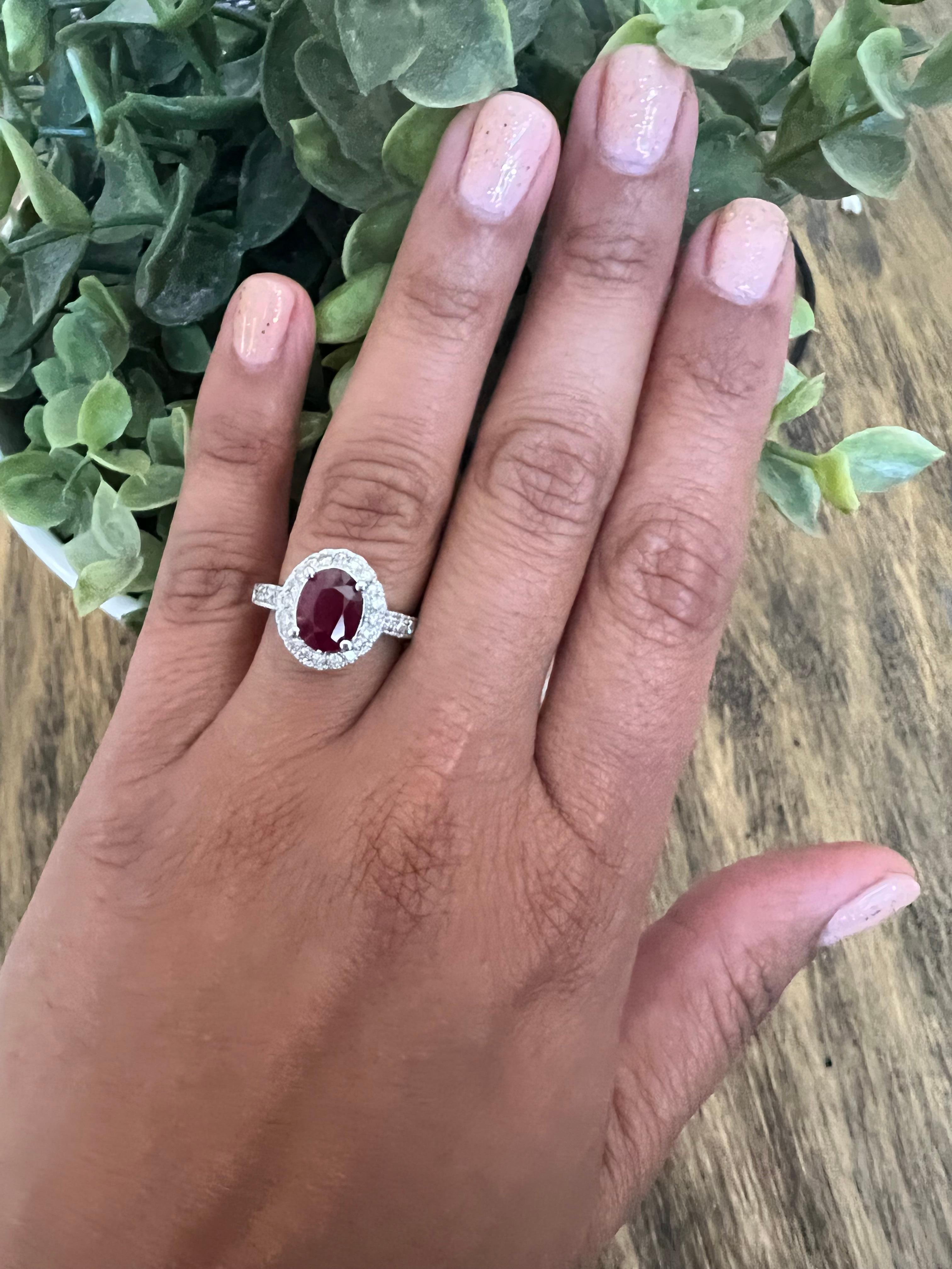 2.99 Carat Ruby Diamond 14 Karat White Gold Ring In New Condition For Sale In Los Angeles, CA