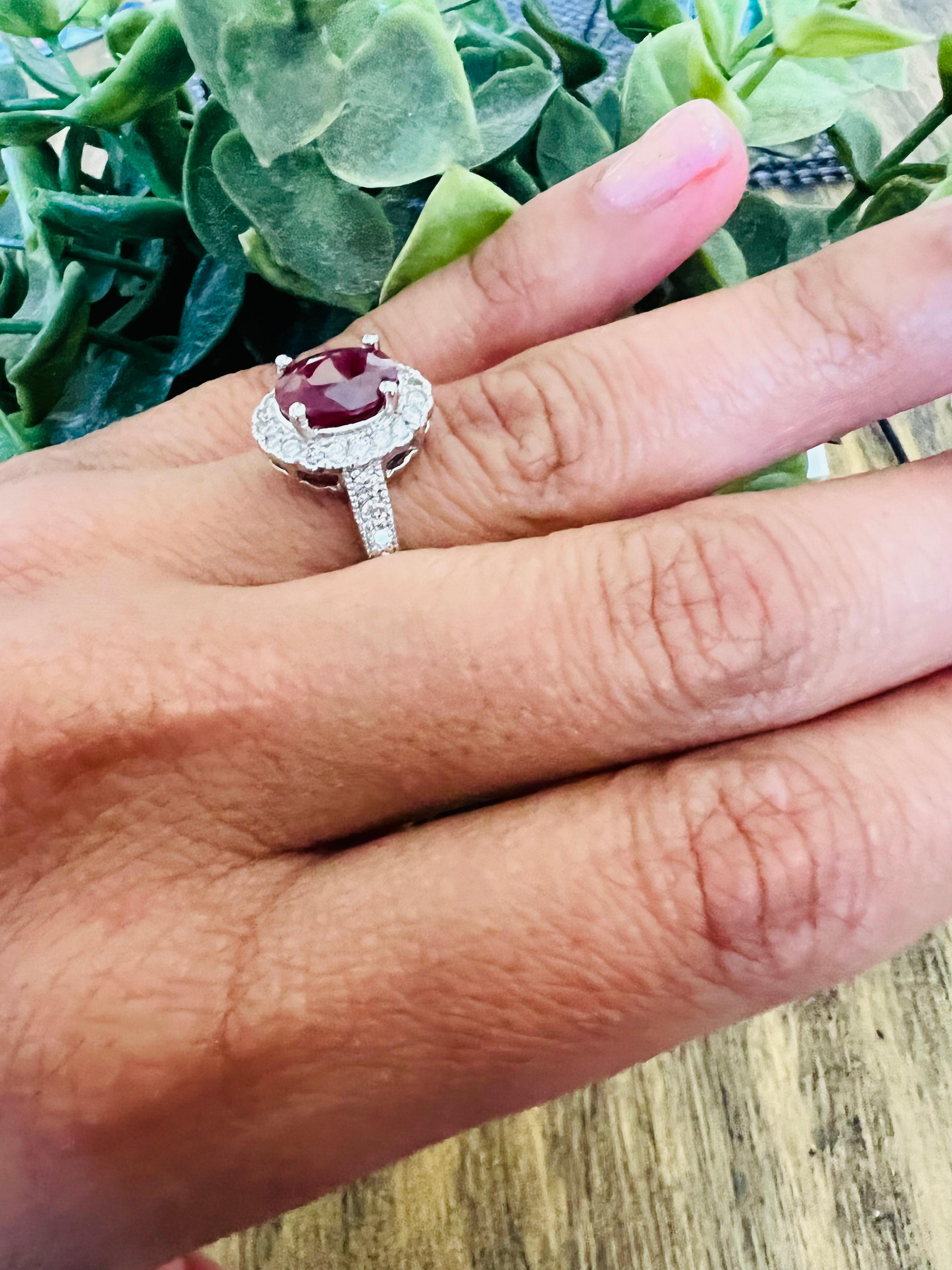 2.99 Carat Ruby Diamond 14 Karat White Gold Ring For Sale 2