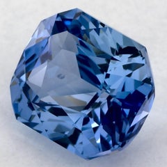 Pierre précieuse taille radiant saphir bleu 2.99 carats