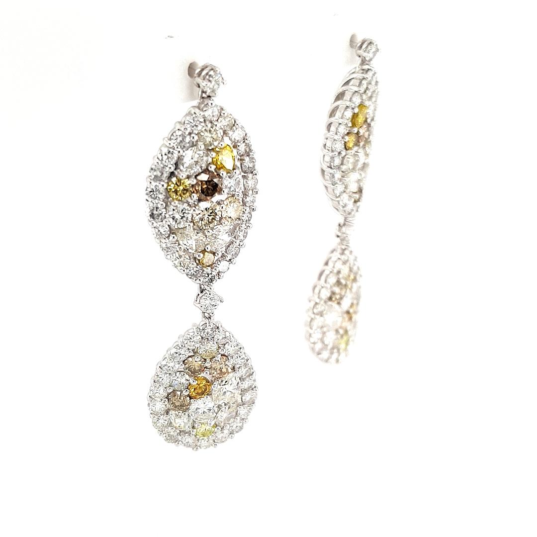 18kt White Gold Earrings 29.99 Carat Diamond, Set Cocktail Ring For Sale 3