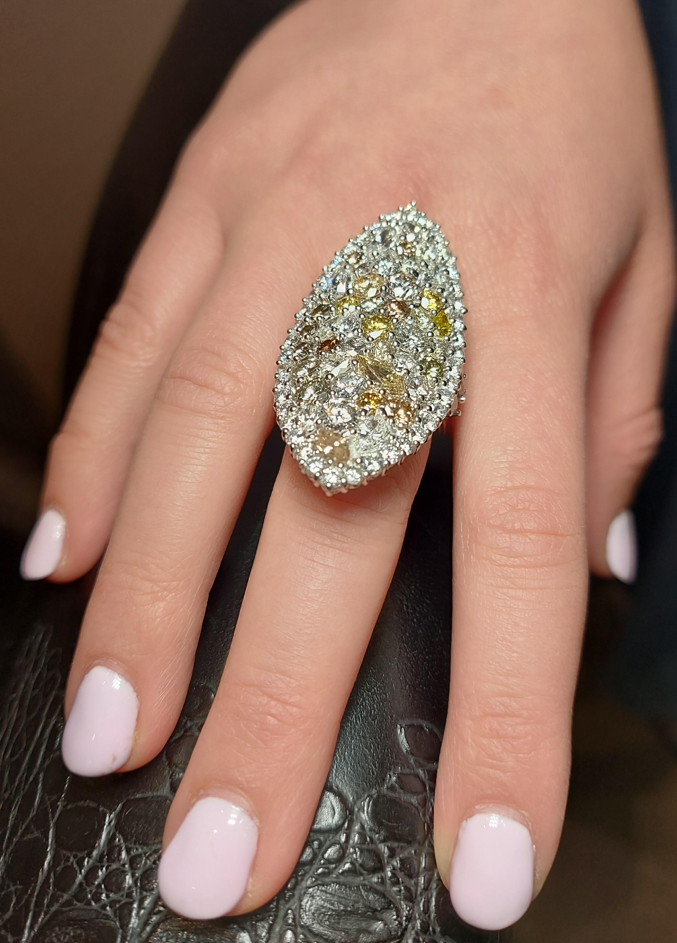 18kt Weißgold Ohrringe 29,99 Karat Diamant, besetzter Cocktail-Ring im Angebot 12