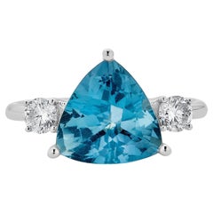 2.99ct Aquamarine Ring with 0.36tct Diamond Accents in 14Kt White Gold