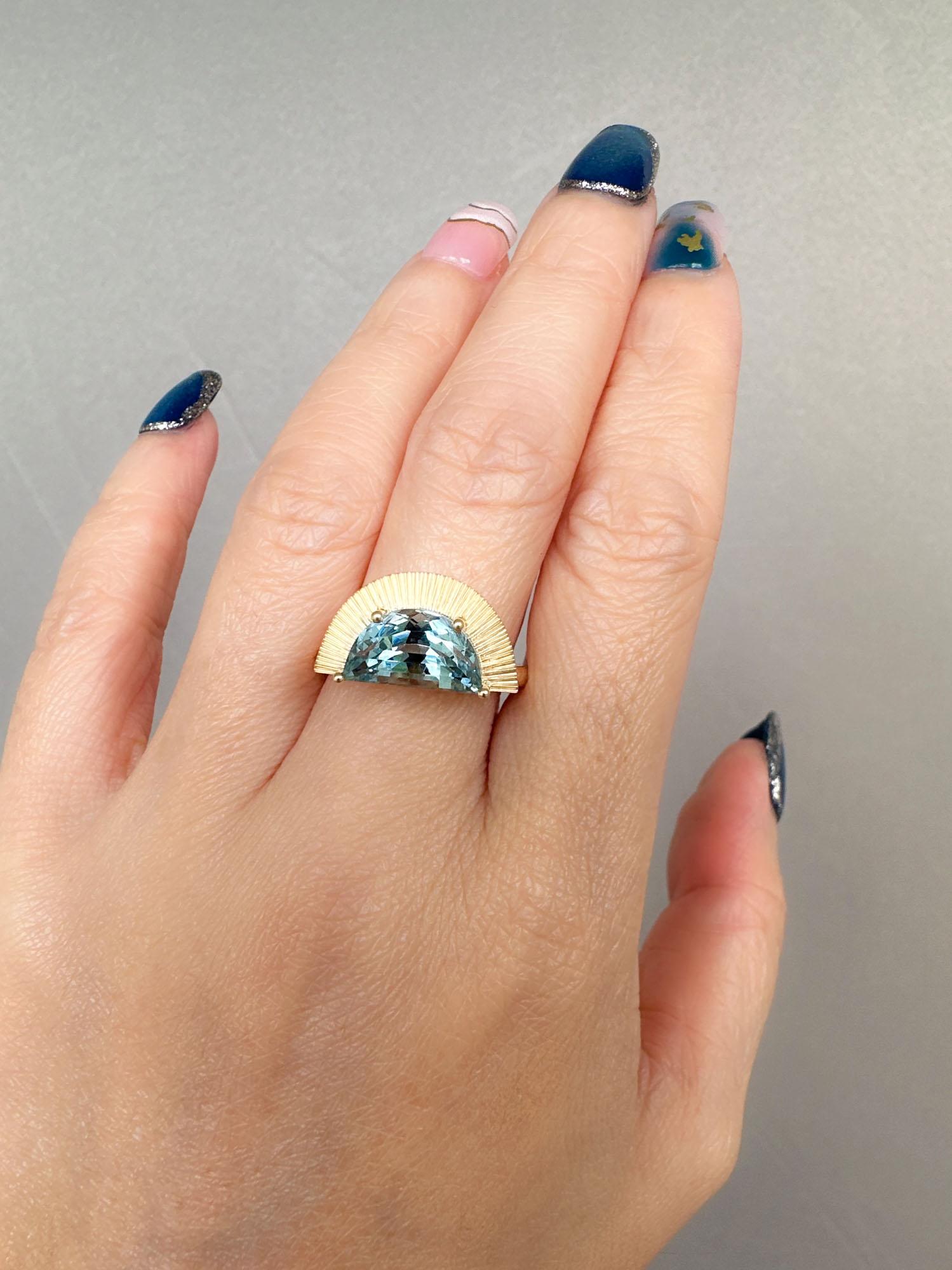 Women's or Men's 2.9ct Half Moon Shape Aquamarine with Sun Ray Ring 14K Gold R6669 For Sale