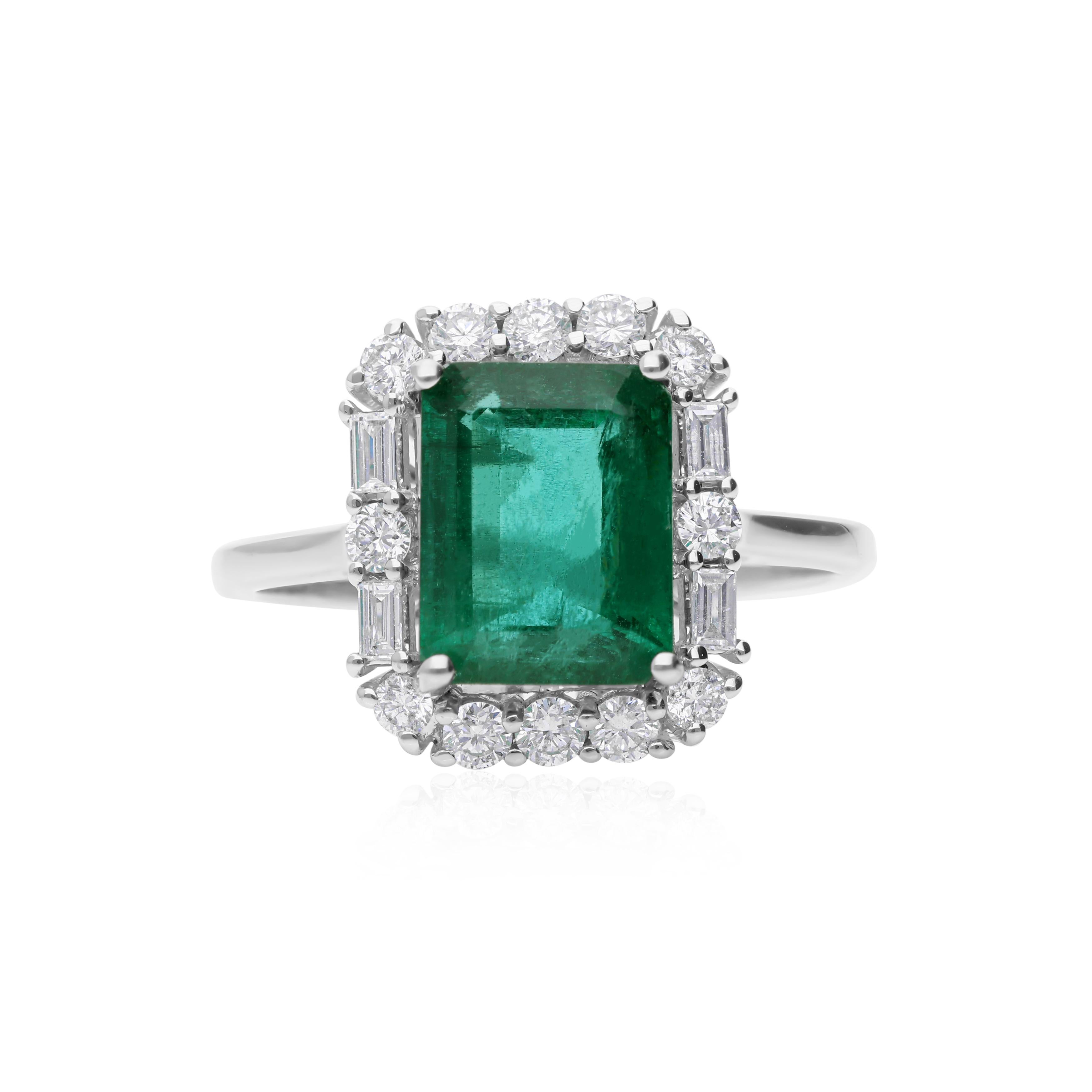 Im Angebot: 2,9 Karat sambischer Smaragd 0,45 Karat Diamant Halo 14 Karat Weißgold Verlobungsring () 10