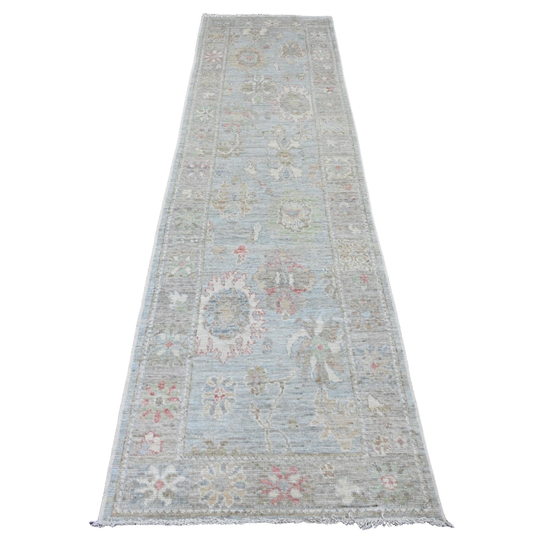 2'9"x10'2" Beau Blue Angora Oushak Blatt Design Handgeknüpfter Läufer aus reiner Wolle