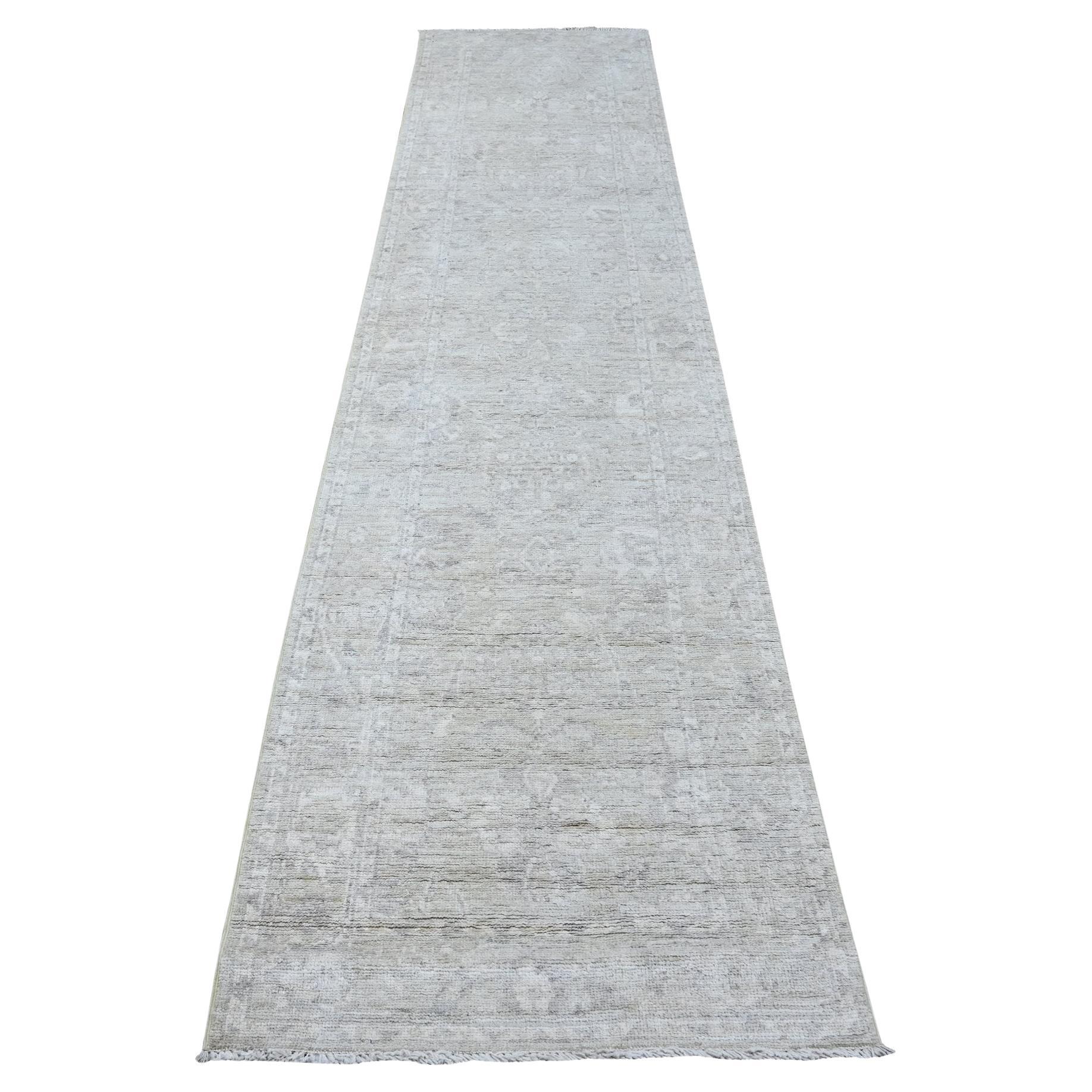 2'9 "x11'9" Timberwolf Gray Faded Angora Oushak Läufer Orientteppich im Angebot