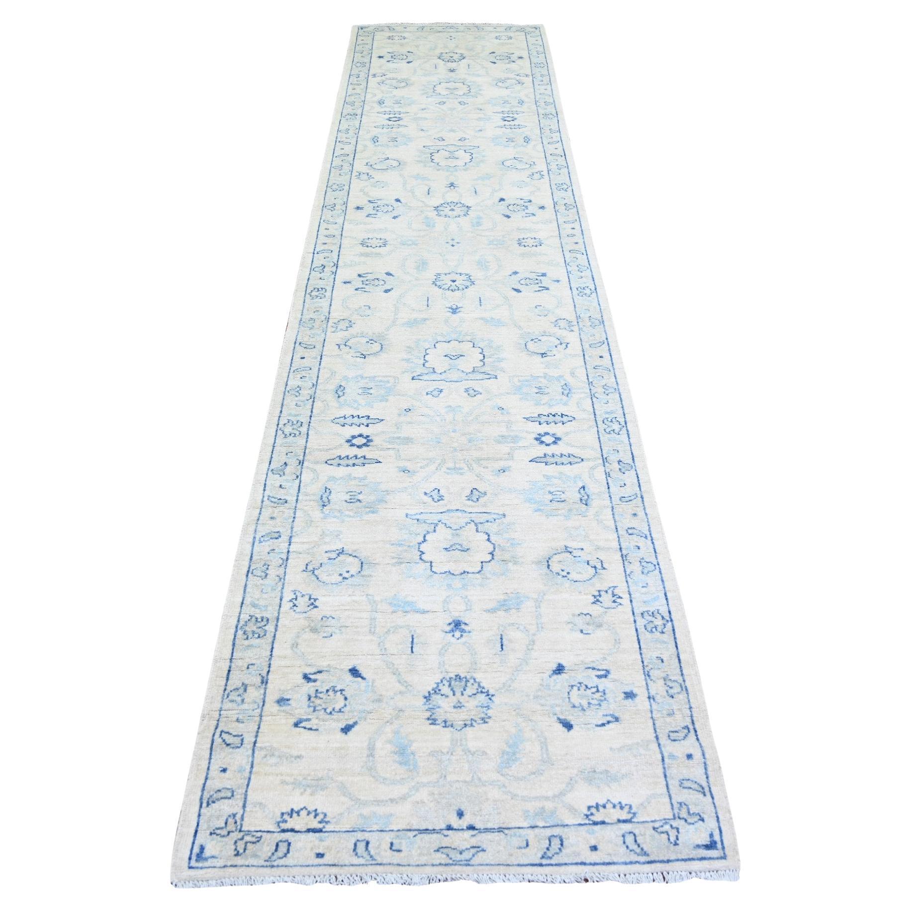 2'9 "x11'9" White Wash Peshawar with Medallions Tapis de course en pure laine noué à la main