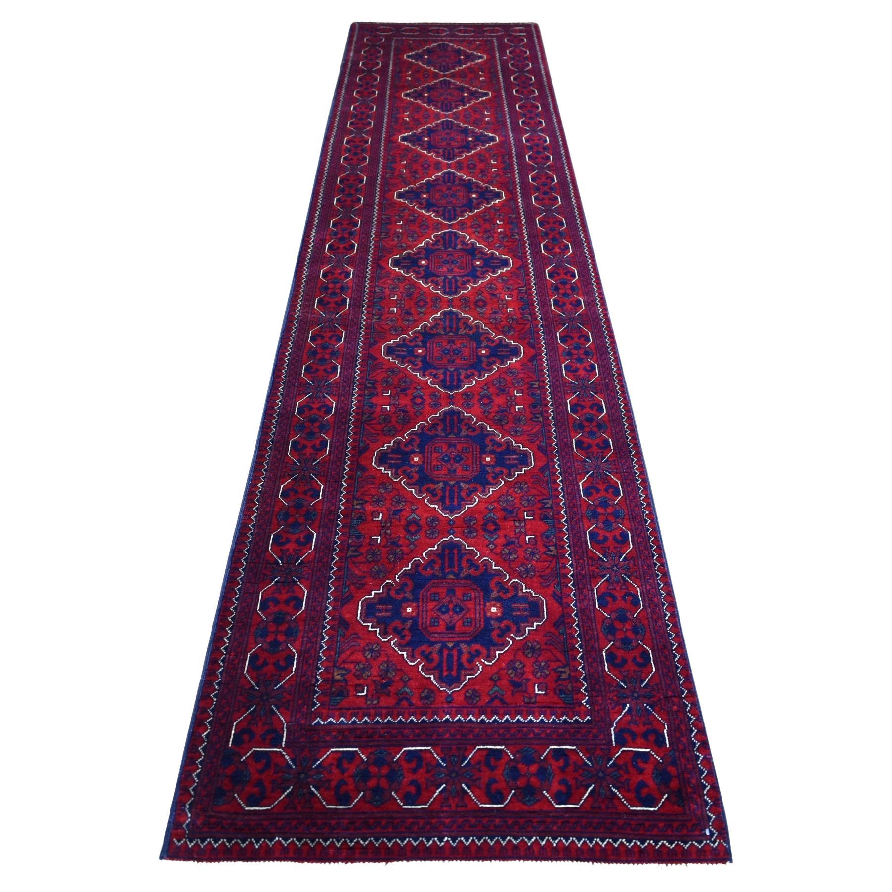 2'9 "x12'10" Rosso intenso e saturo, Runne afgano in lana lucida annodata a mano Khamyab