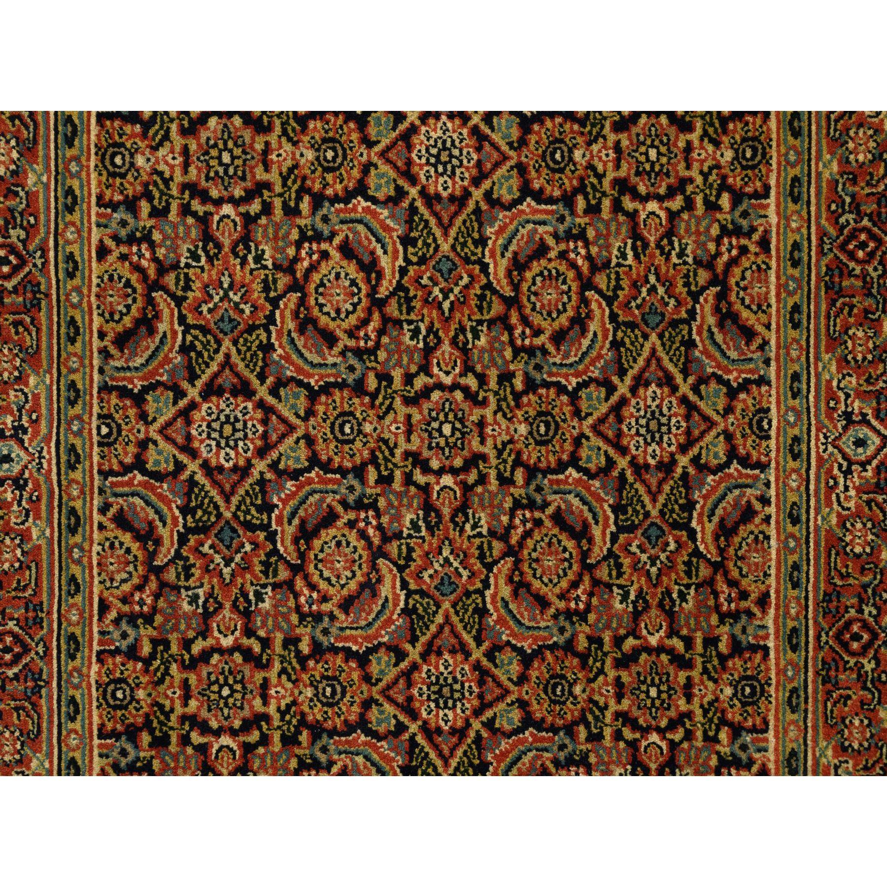 Hand-Knotted 2'9