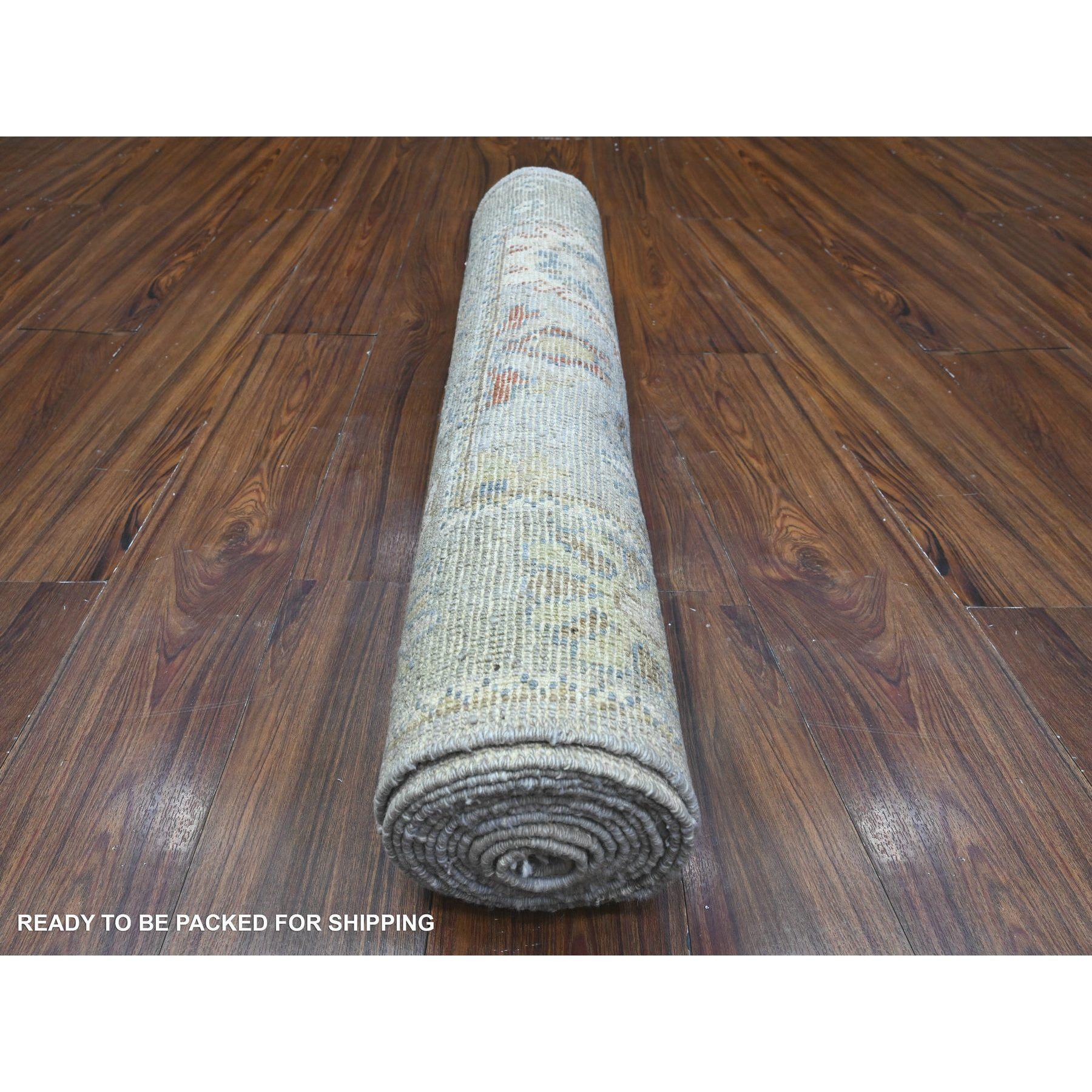 Hand-Knotted 2'9