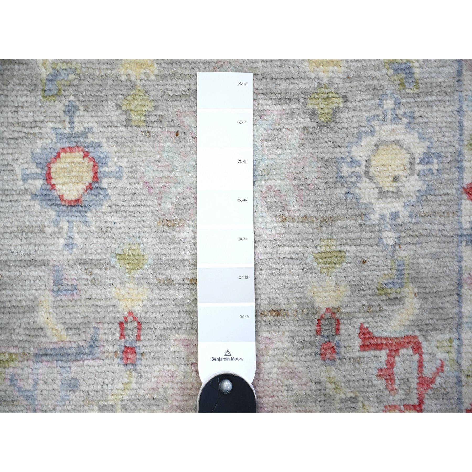 Hand-Knotted 2'9