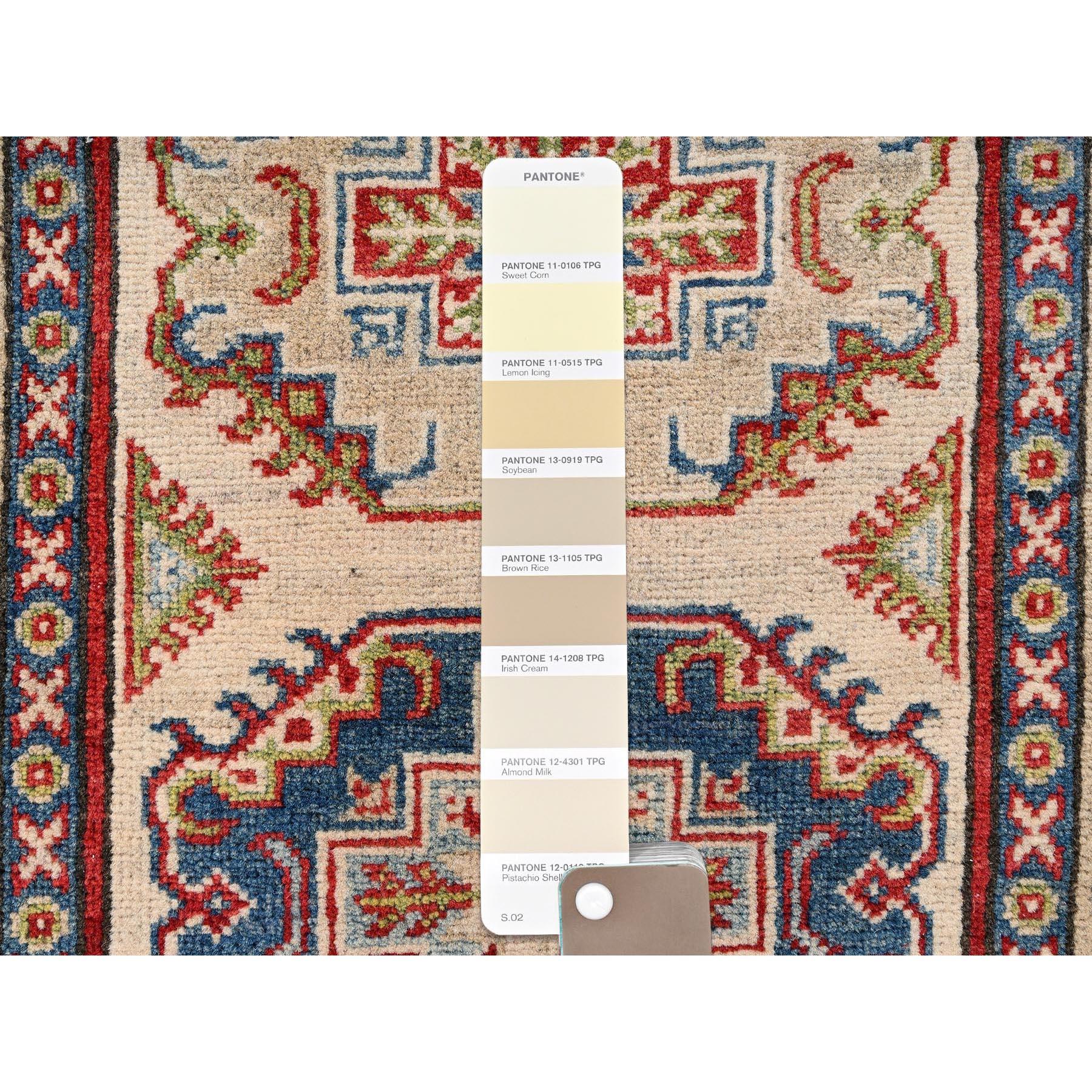 Noué à la main 2'9