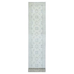 2'9"x18'9" Cream White Wash Peshawar Velvety Wool Hand Knotted XL Runner Rug