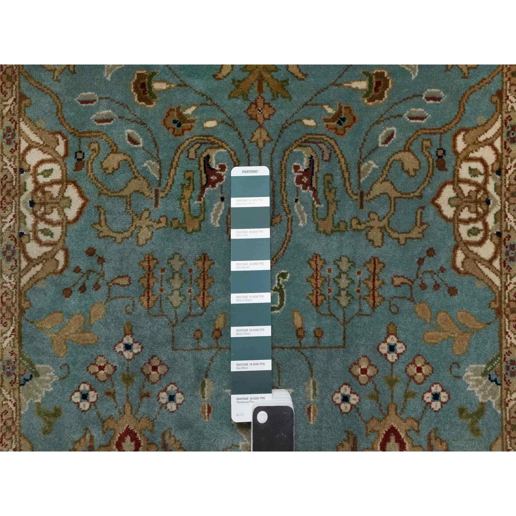 Hand-Knotted 2'9