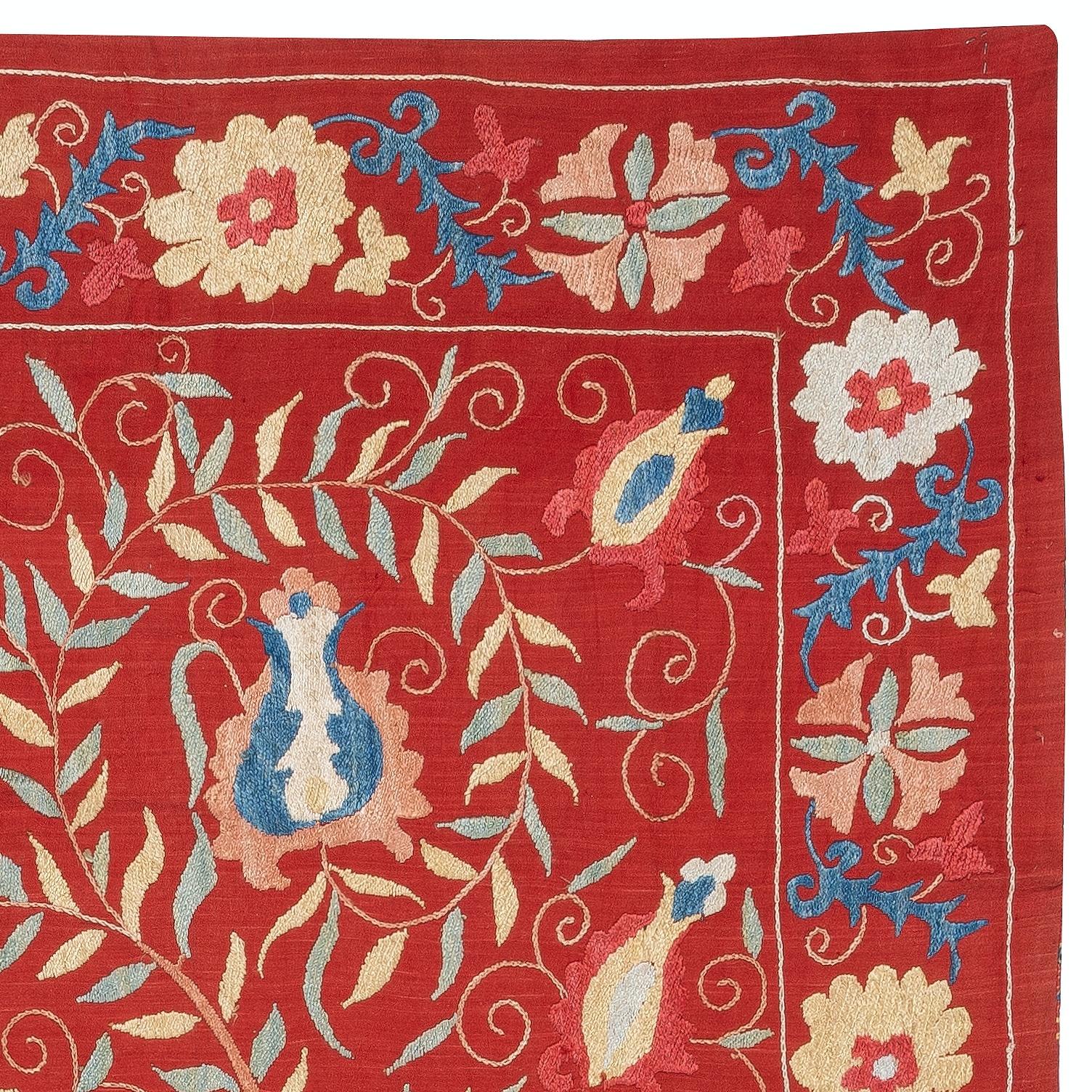 Suzani 29x47 in Silk Embroidery Wall Hanging. Modern Bed Cover. Red Handmade Tablecloth For Sale