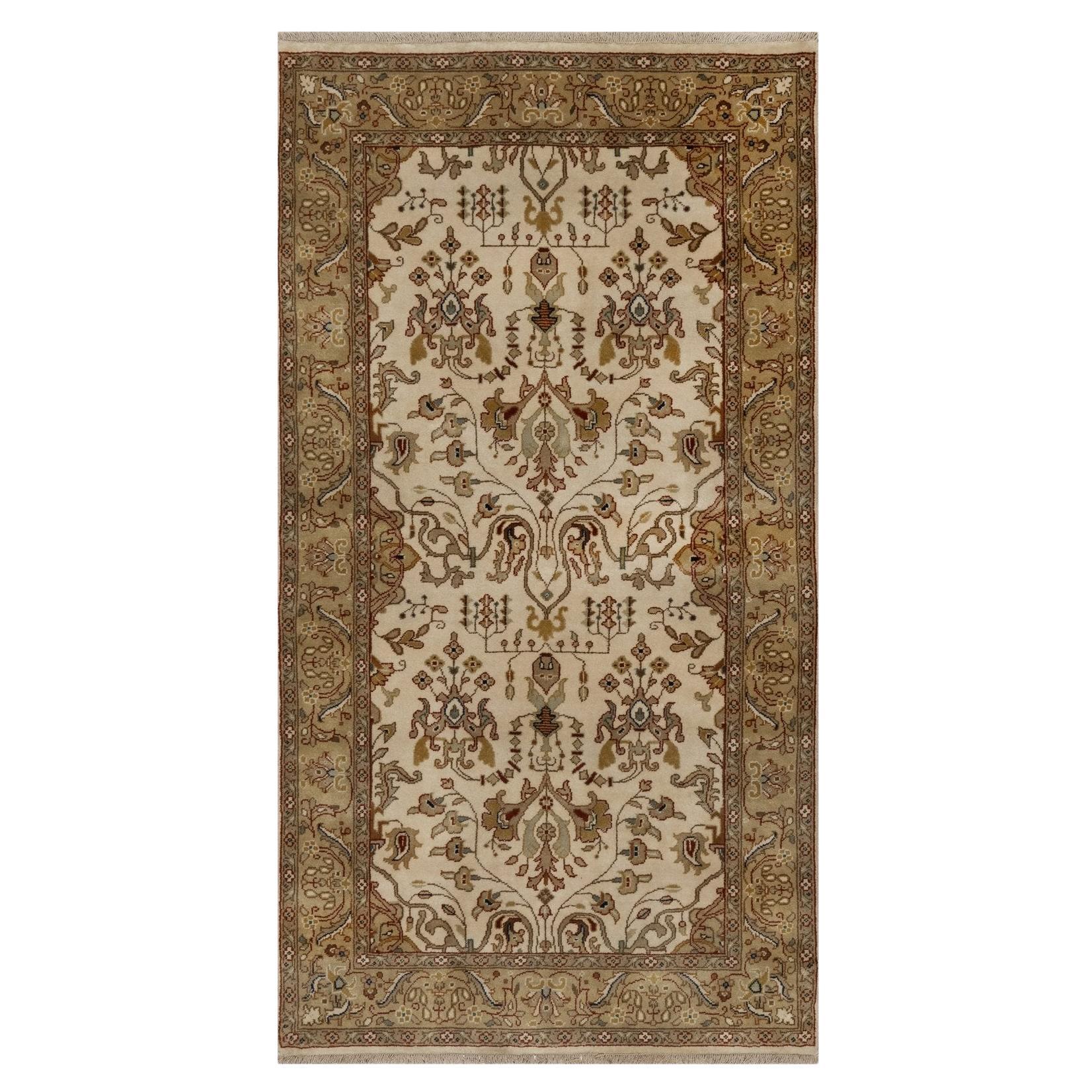 2'9"x5'1" Ivory Kashan Design 300 KPSI New Zealand Wool Hand Knotted Rug For Sale
