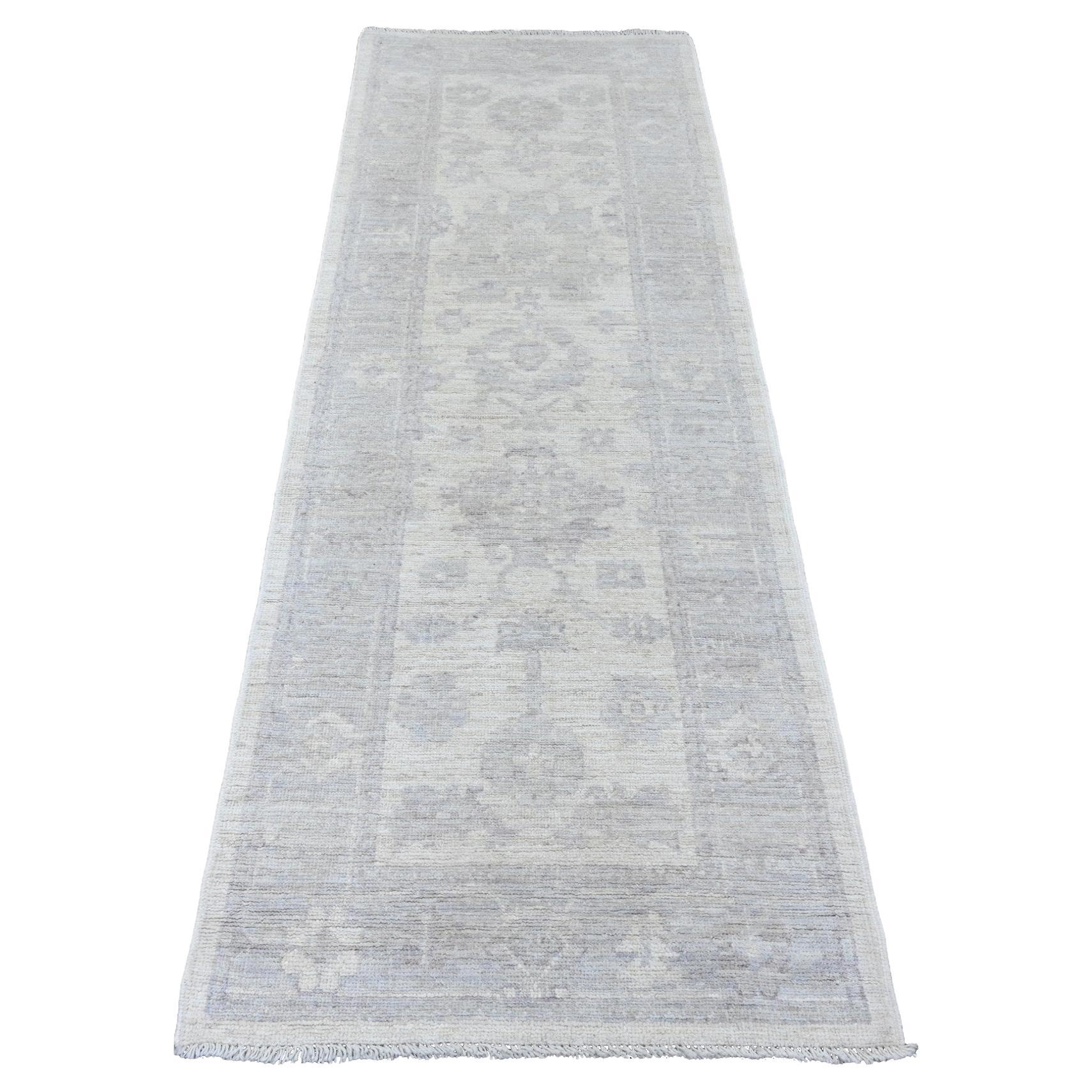 2'9"x7'8" White Hand Knotted Afghan Angora Oushak Leaf Design Wool Runner Rug