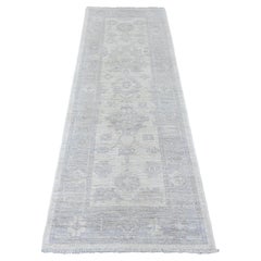 2'9"x7'8" White Hand Knotted Afghan Angora Oushak Leaf Design Wool Runner Rug