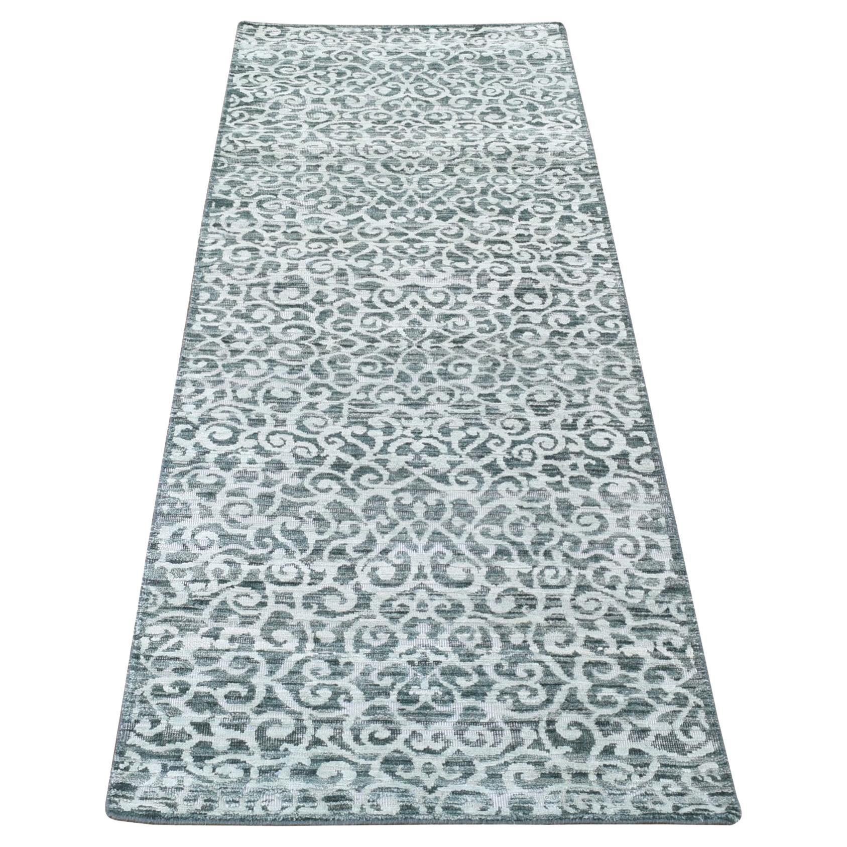 2'9"x8' Green Modern Arabesque Design Hand Knotted Wool and Silk Runner Rug For Sale