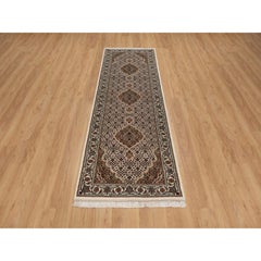 2'9"x8'1" Ivory Hand Knotted Wool Tabriz Mahi Fish Medallion Design Runner Rug