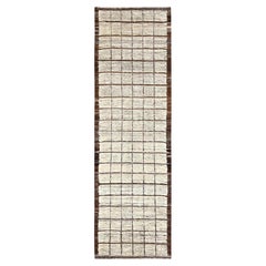 2
9"x9
5" Ivory Moroccan Weave with Grid Design Hand Knotted Wool Runner Rug