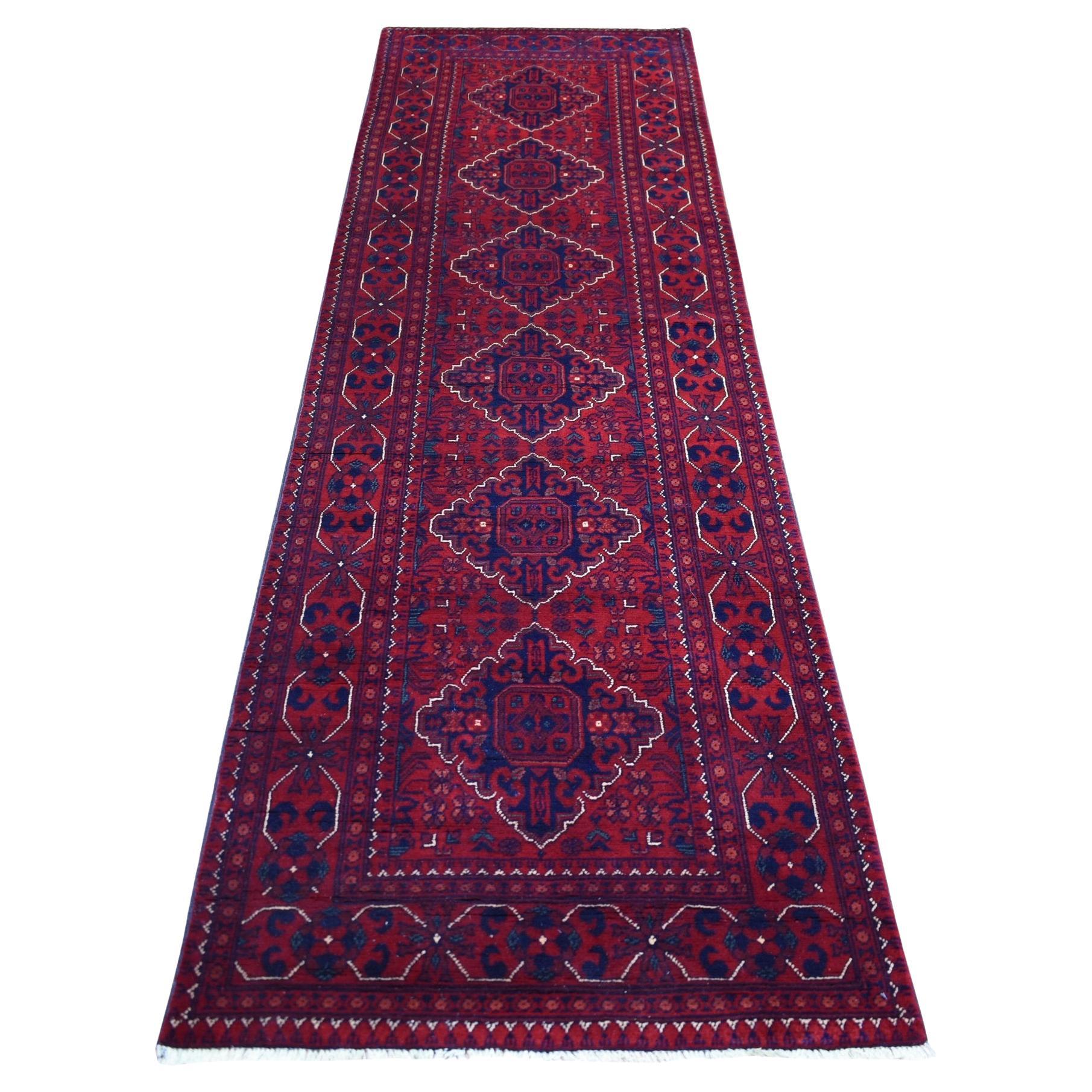 2'9 "x9'5" Rouge Afghan Khamyab Wool Tribal Design Hand Knotted Runner Tapis d'Orient