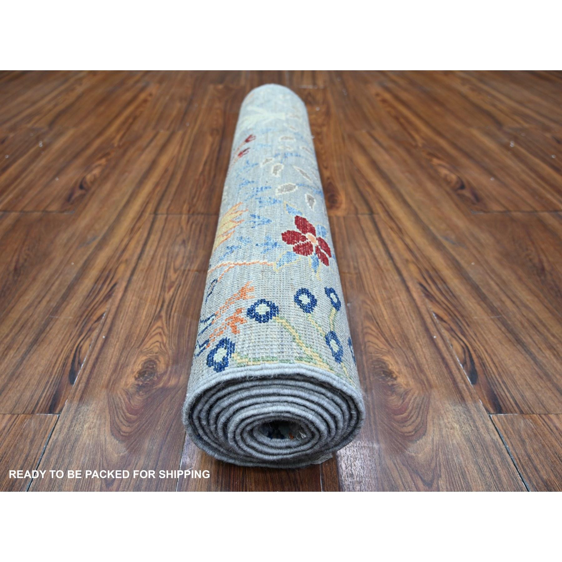 Hand-Knotted 2'9