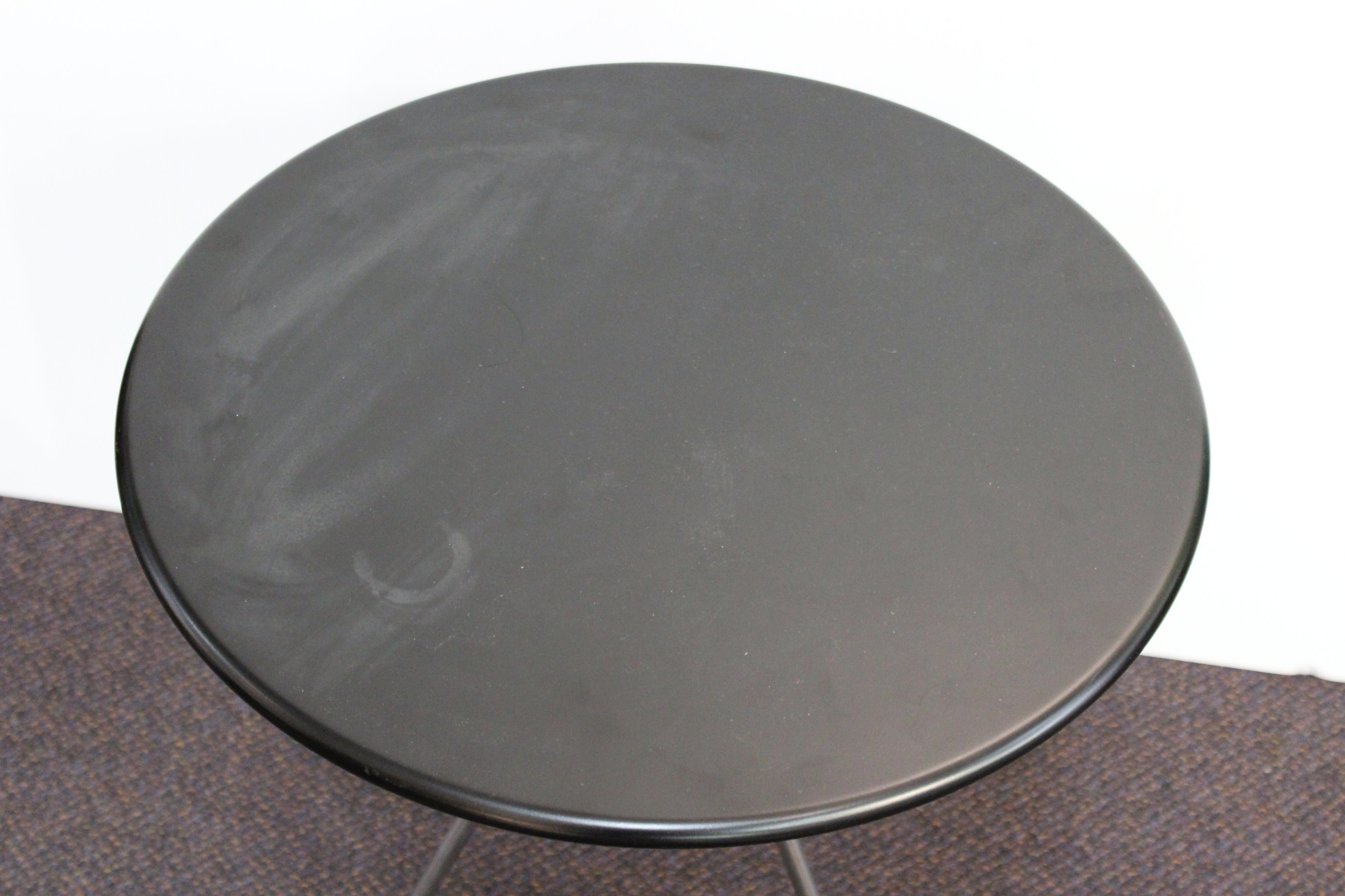 2B Danish Modern Round Metal Side Table In Good Condition In New York, NY