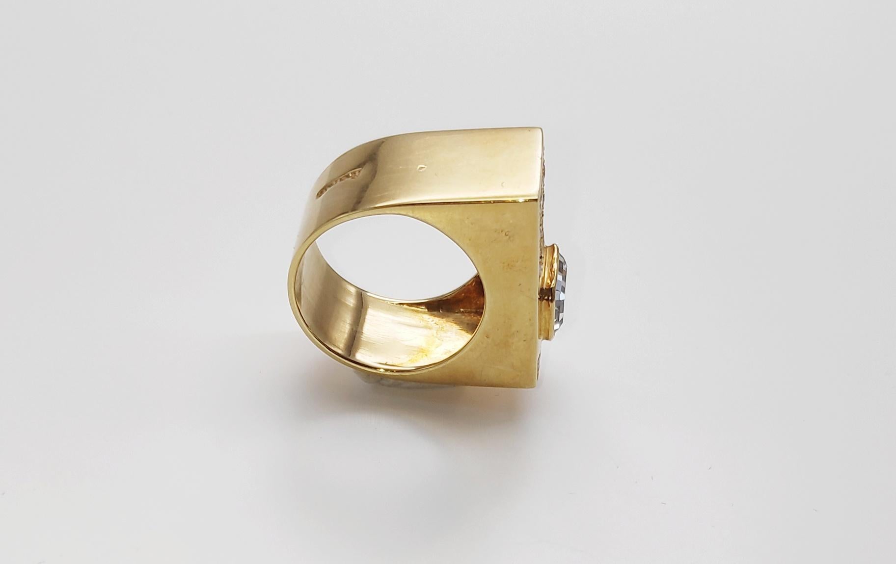 2 Carat Aquamarine and Diamond Gold Ring For Sale 2