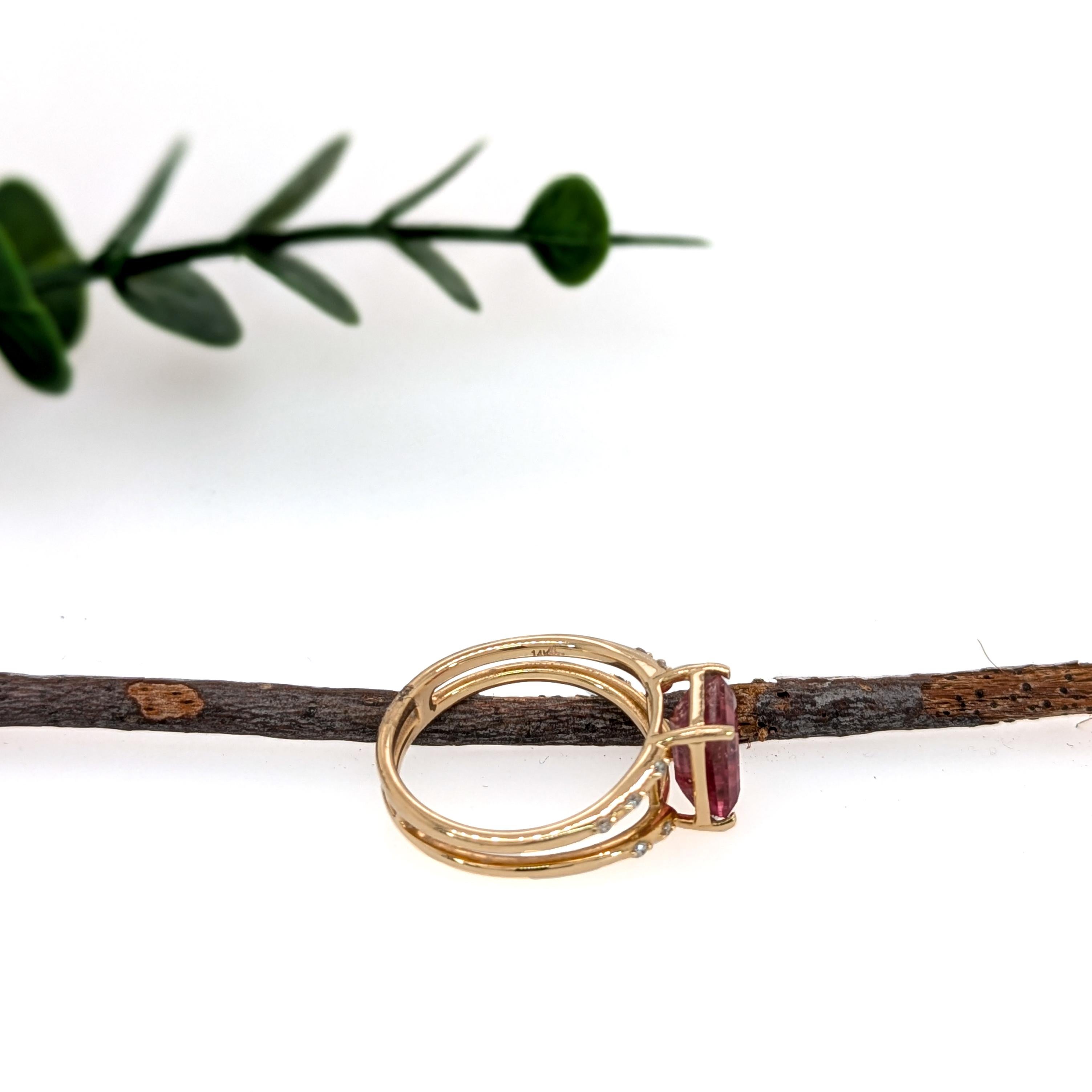 2ct Bicolor Tourmaline Ring w Earth Mined Diamonds in Solid 14K Gold EM 9x6mm In New Condition In Columbus, OH