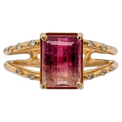 Anello con tormalina bicolore 2ct e diamanti estratti dalla terra in oro massiccio 14K EM 9x6mm