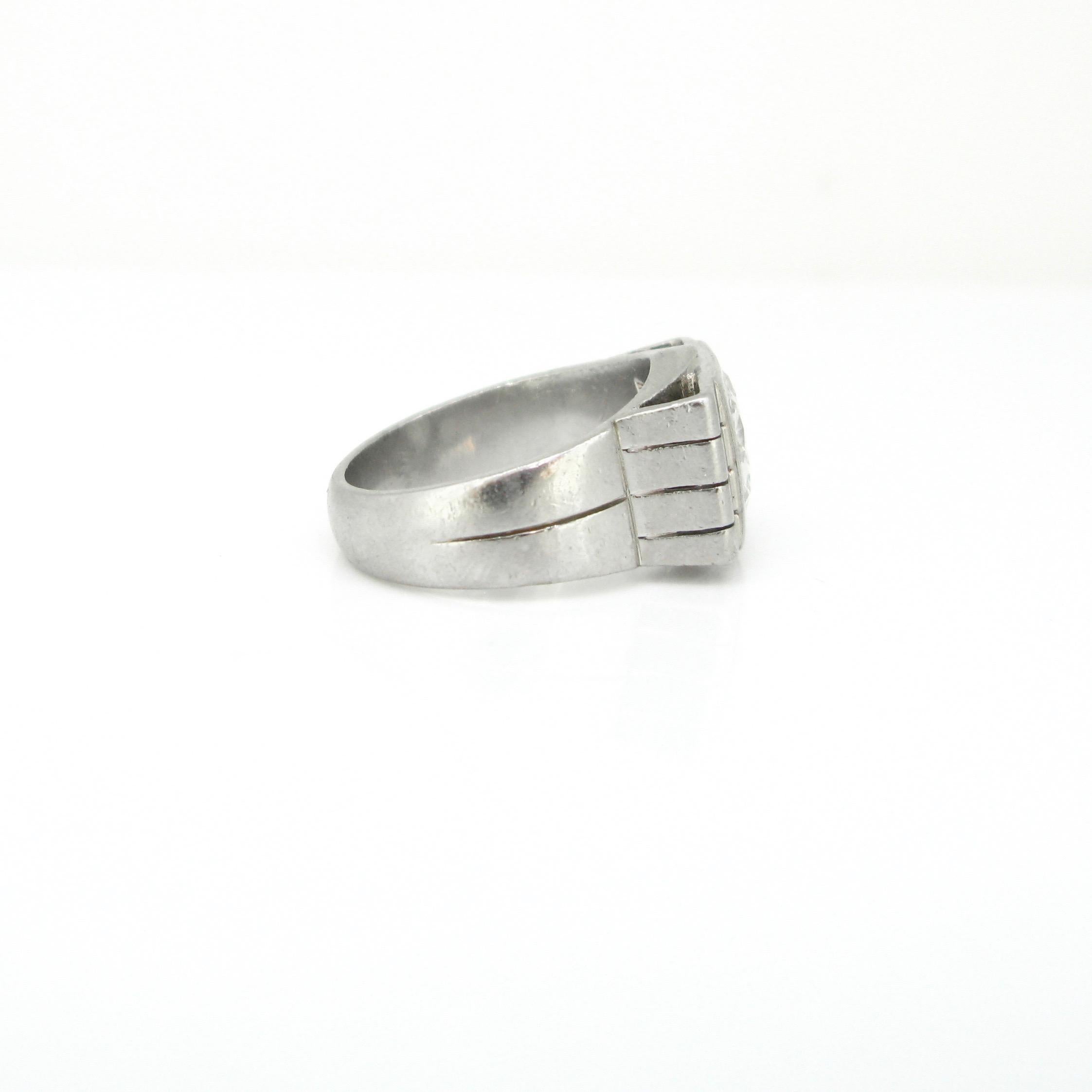 Women's or Men's 2 Carat Brilliant Cut Diamond Geometric Platinum Signet Solitaire Ring