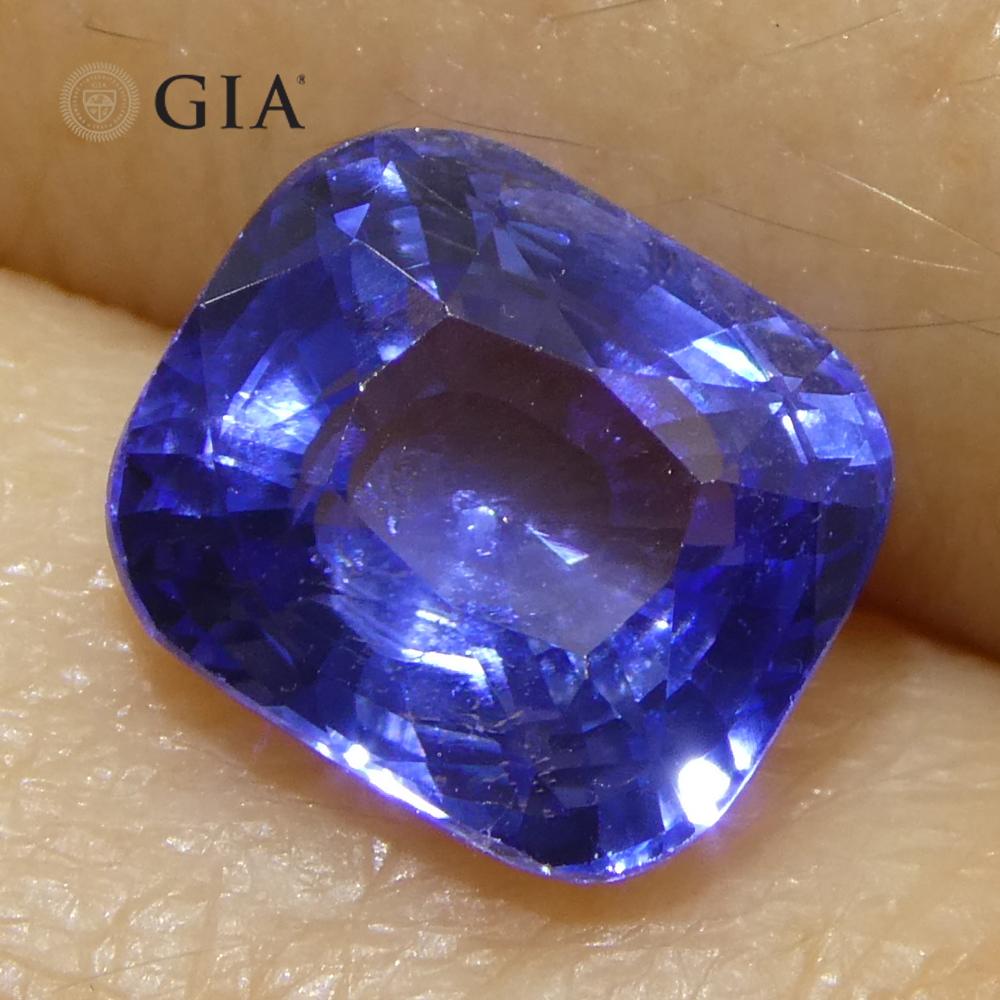 Zaffiro blu a cuscino da 2 carati certificato GIA Sri Lanka in vendita 8