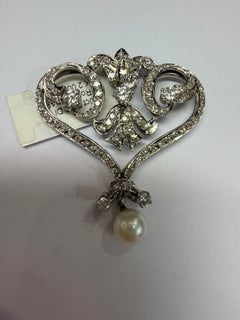 2ct Diamond Brooch 14KT gold Pearl diamond brooch, year unknown