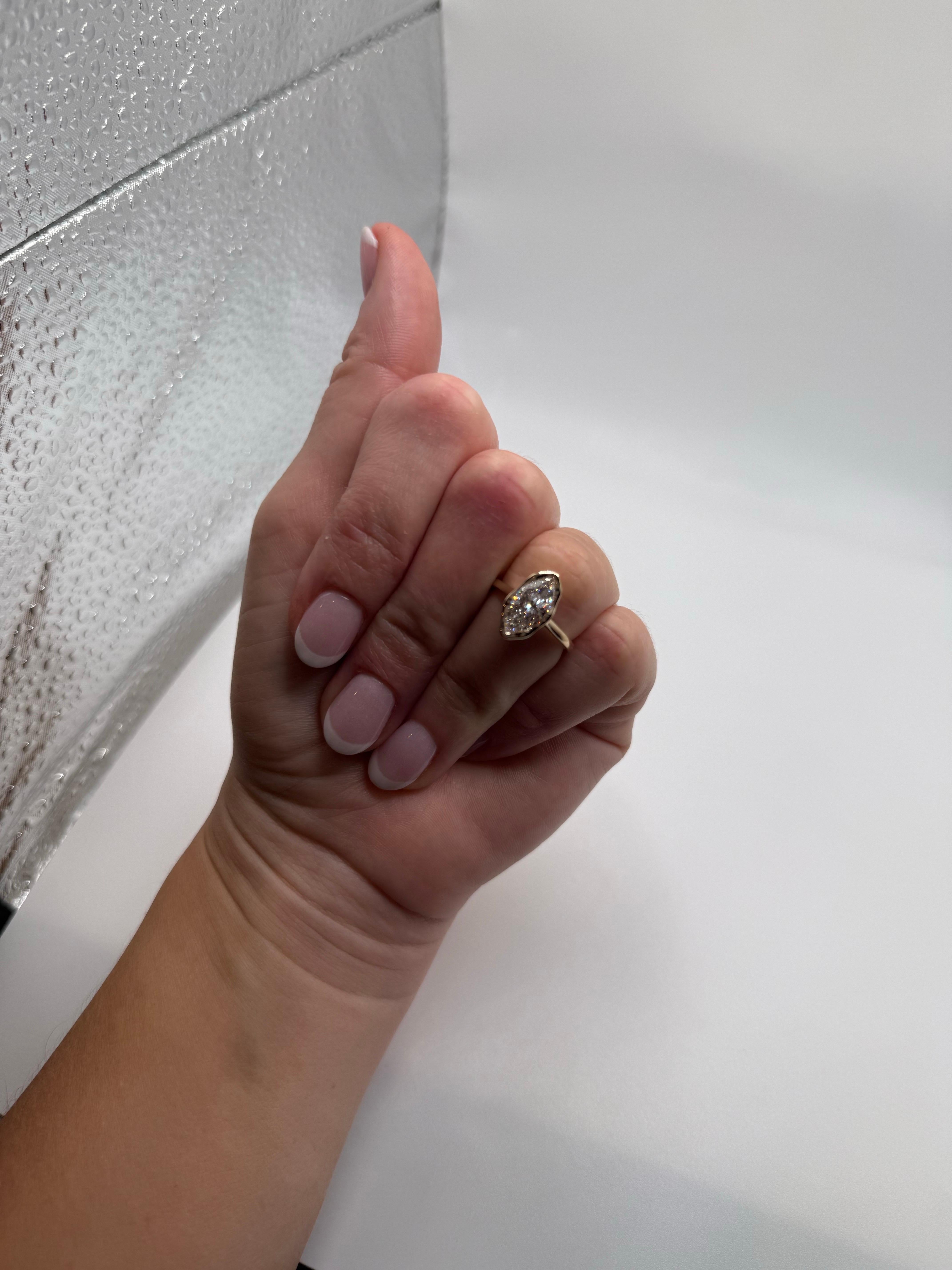 Bague de fiançailles diamant 2ct Bague de designer or jaune 18KT VS1 E en vente 3